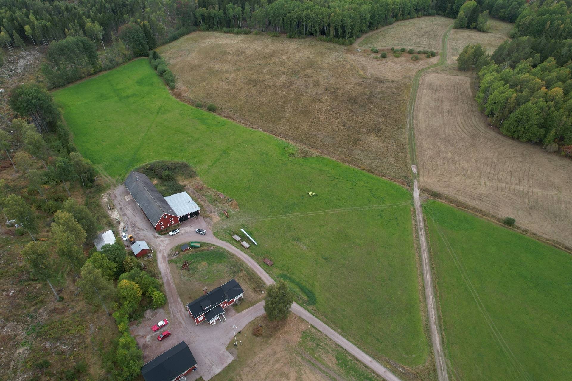 Gård med jordbruk på Kullmyran Sandvikens kommun - bild 32