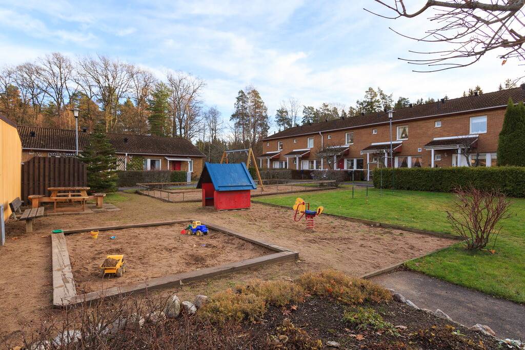 4 rum Lägenhet på Trastsångsvägen 12 Linghem Linköpings kommun - bild 23