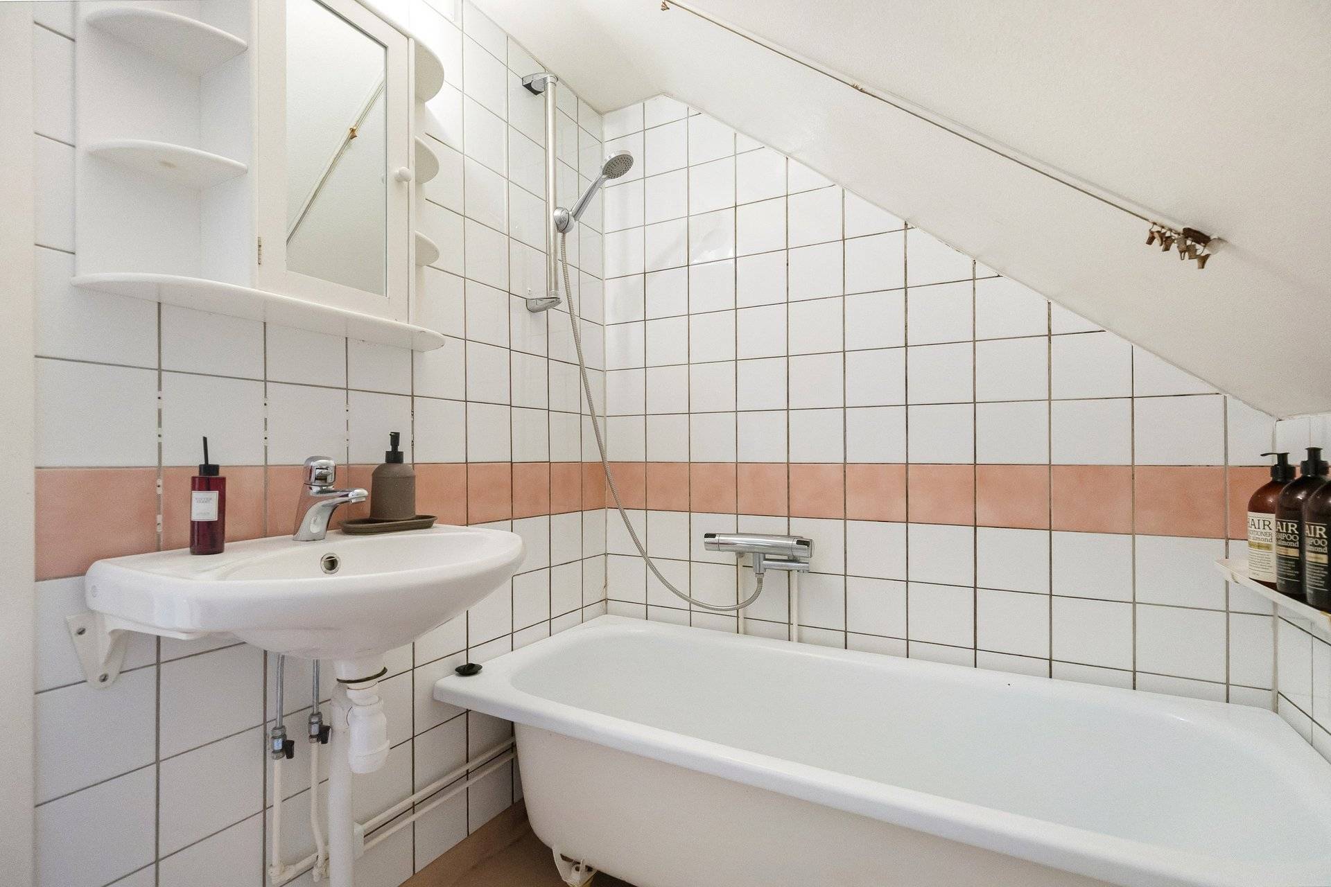 8 rum Villa på Dånviksvägen 17 Rönninge Salems kommun - bild 39
