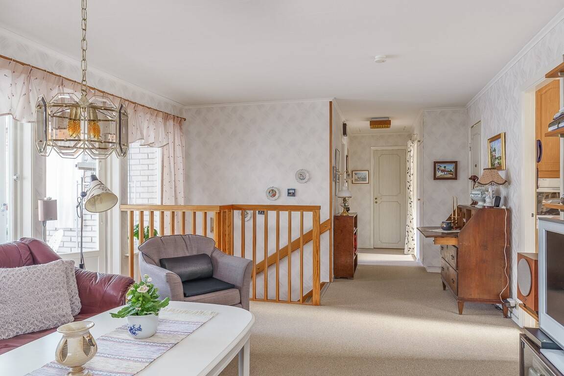 7 rum Villa på Klarabergsvägen 22 Humlekärrshult Oskarshamns kommun - bild 8