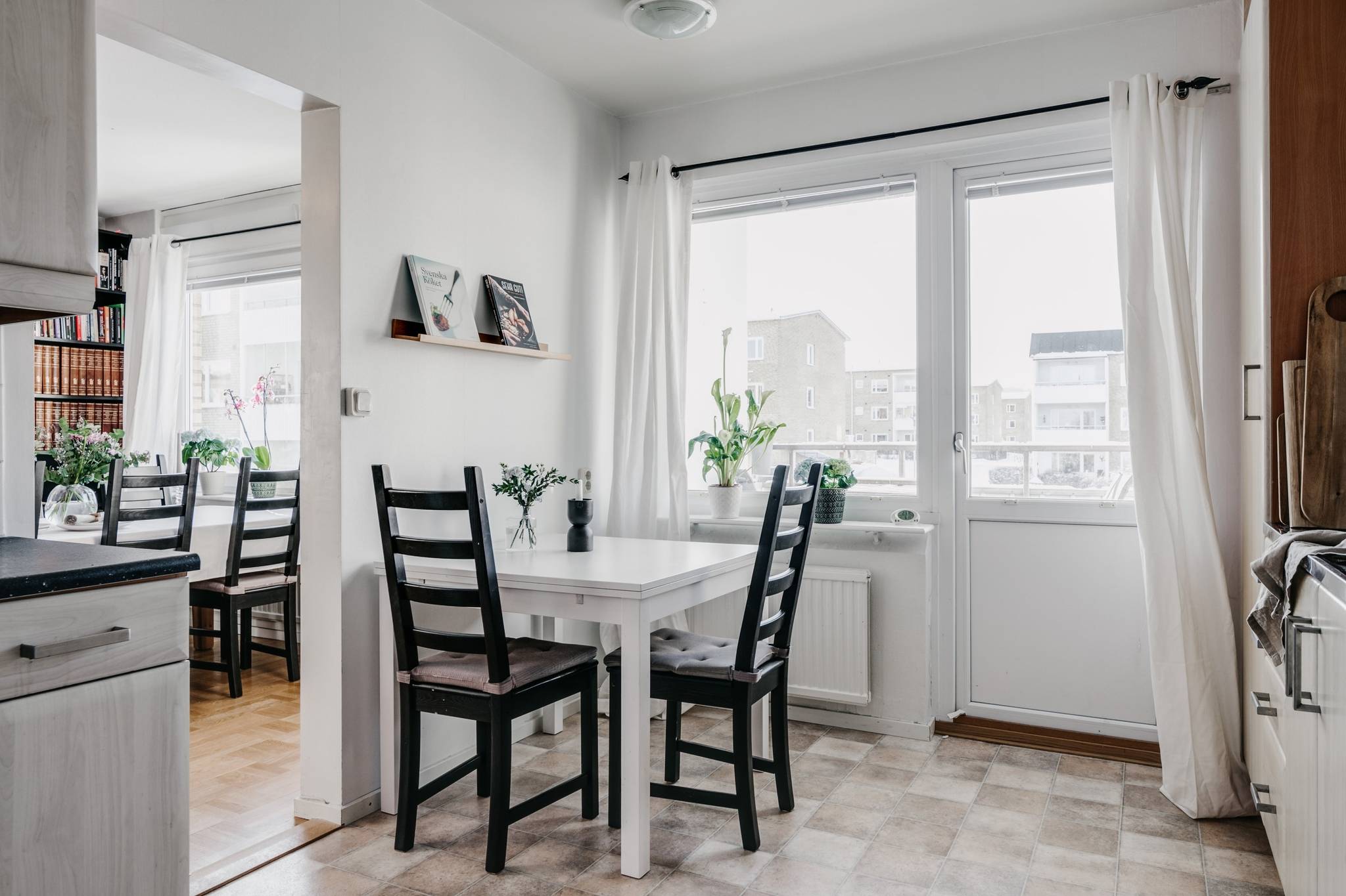 2 rum Lägenhet på Rosenhagavägen 26 Rosenhaga Skövde kommun - bild 3