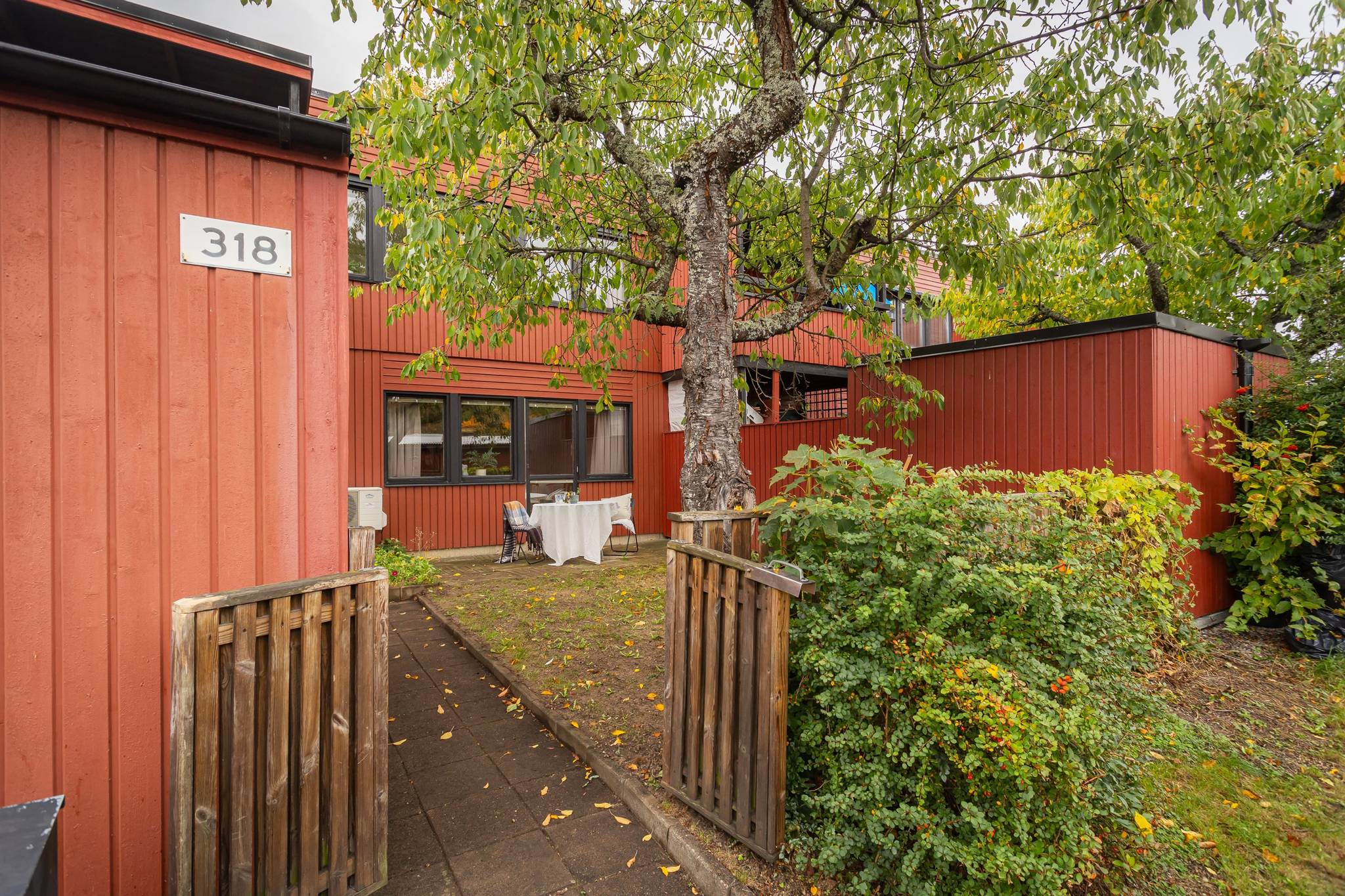 5 rum radhus på Porsvägen 318 Vaxmora, Sollentuna kommun - bild 2