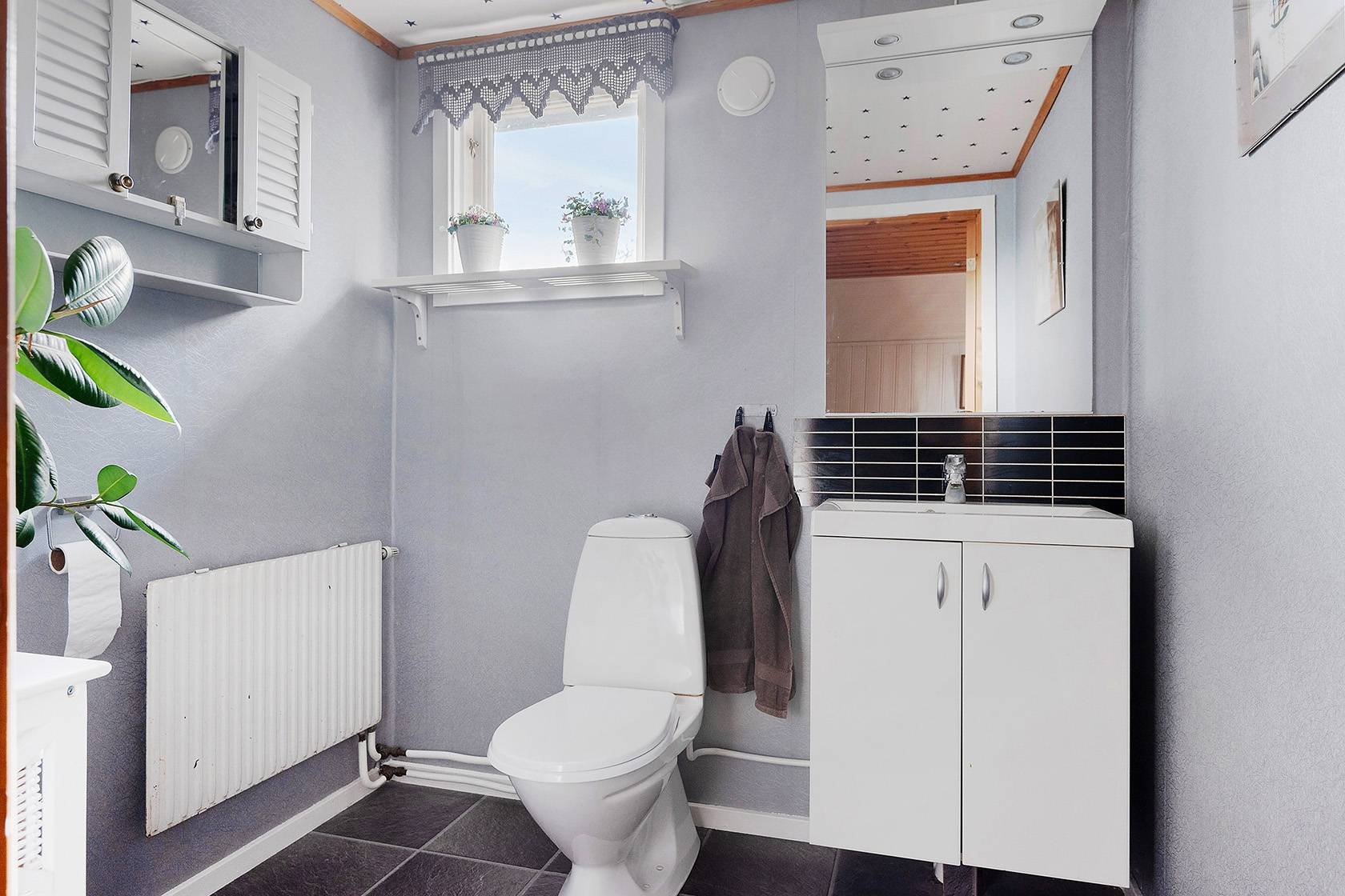 8 rum Villa på Björkenäs 318 Kustvägen Torhamn-Kristianopel Karlskrona kommun - bild 21
