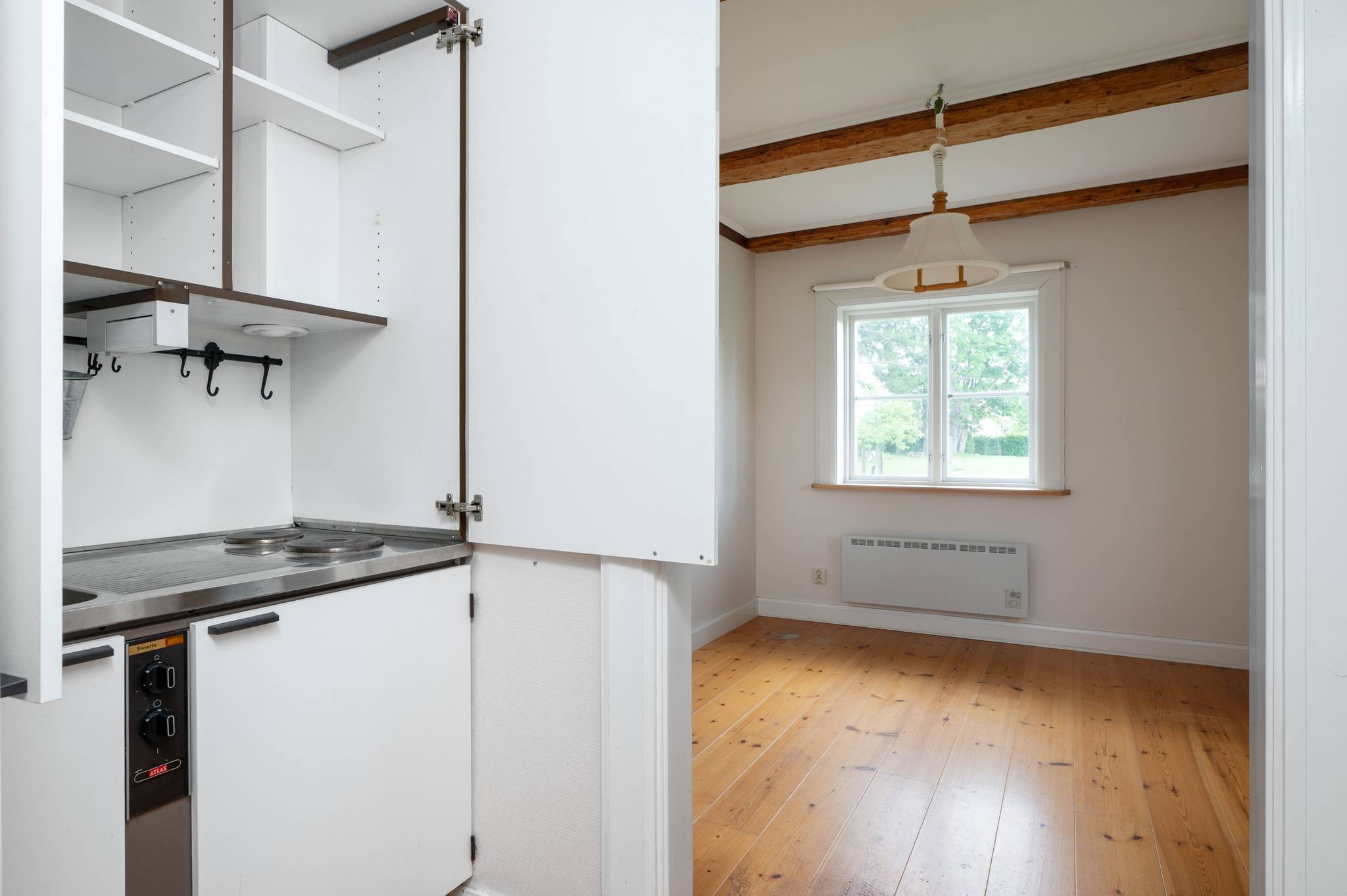 8 rum Villa på Rogslösa 211, Prästgården Rogslösa Vadstena kommun - bild 36