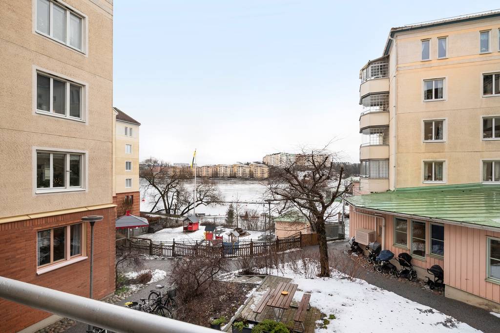3 rum Lägenhet på Svartviksslingan 83 Bromma - Minneberg Stockholms kommun - bild 13