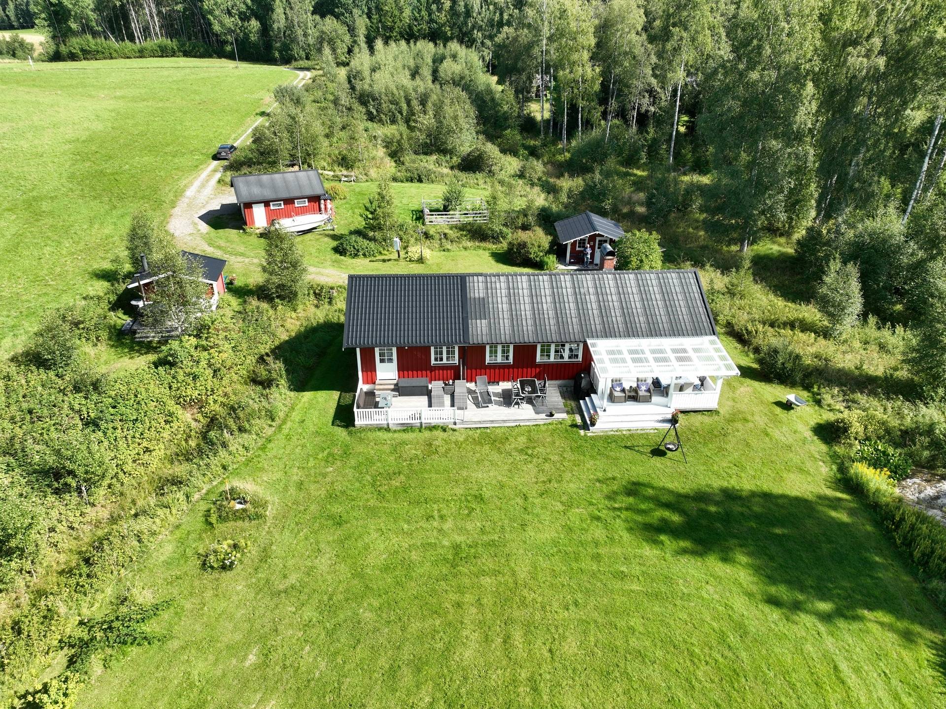 5 rum fritidshus på Västra Viker Vikebo 1 Årjäng, Årjängs kommun - bild 2