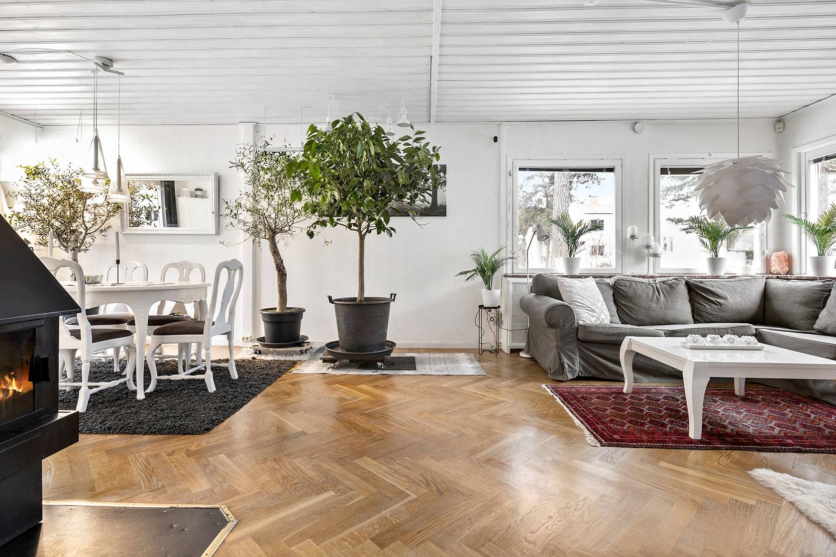 5 rum Villa på Stobaeusvägen 16 Norra Ängby Stockholms kommun - bild 2