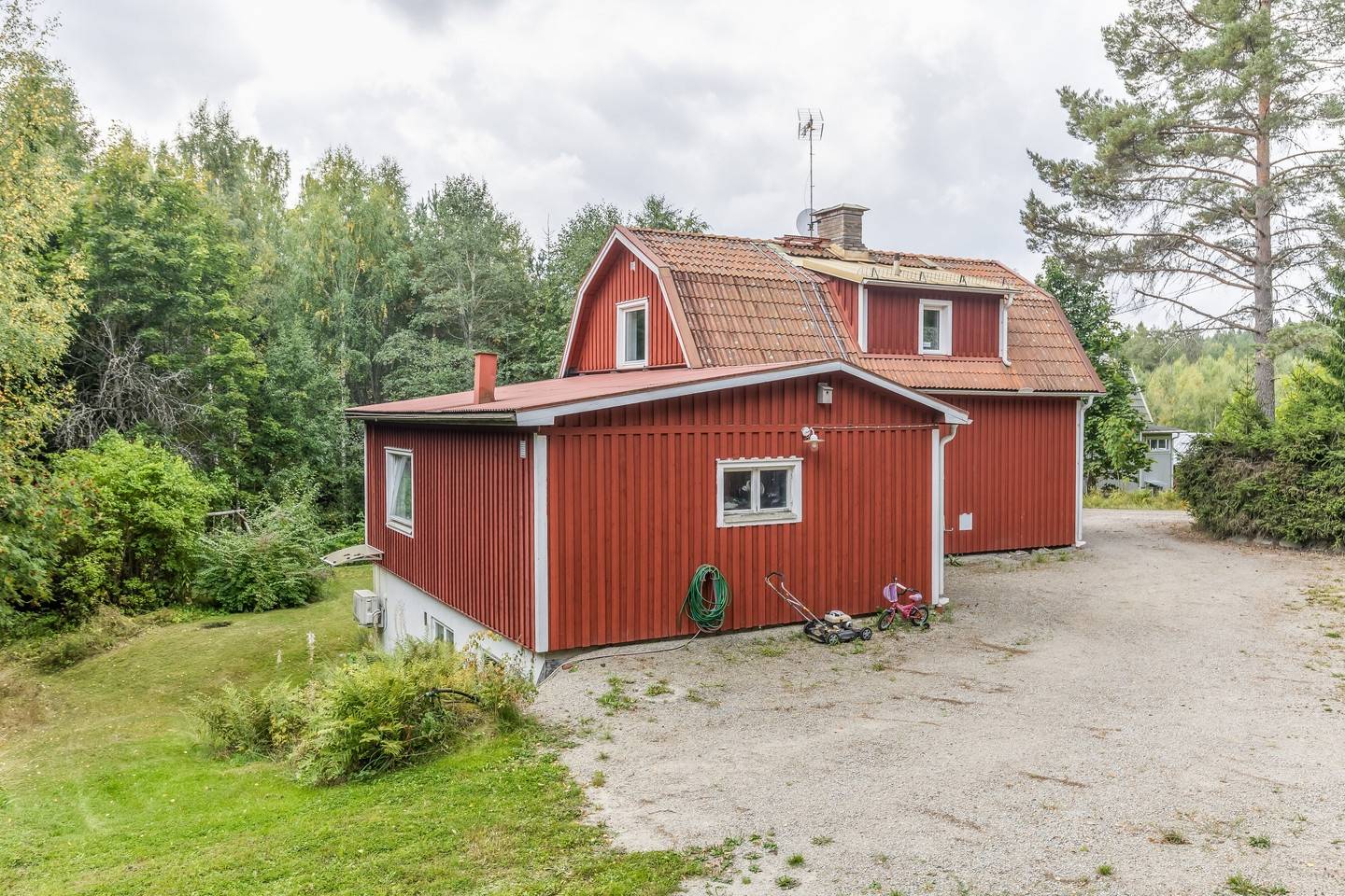 5 rum villa på Källbottenvägen 20 Ludvika, Ludvika kommun - bild 4
