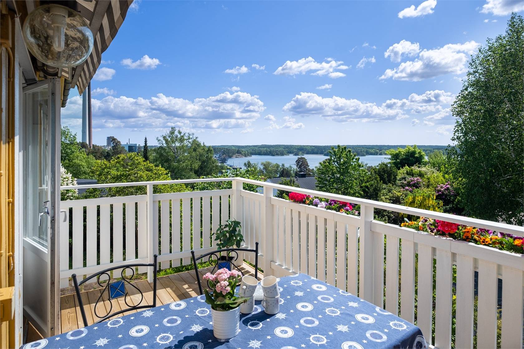 6 rum Villa på Bruksvägen 52A Hässelby Södra Villastad Stockholms kommun - bild 3
