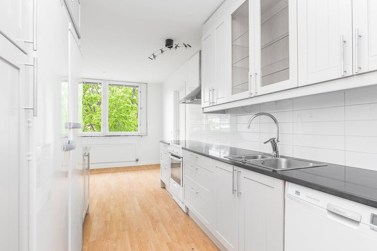 3 rum Lägenhet på Frejgatan 49 Märsta - Valsta Sigtuna kommun - bild 2