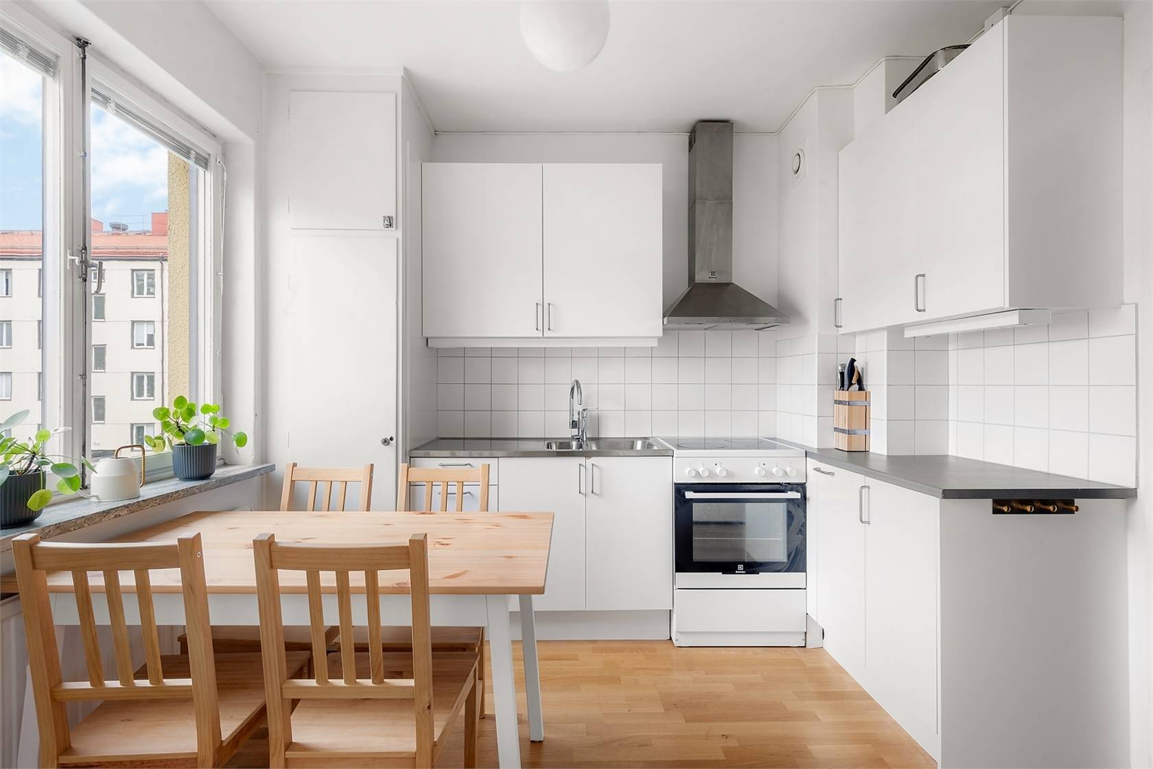 1 rum lägenhet på Tallgatan 10 Centrala Sundbyberg, Sundbybergs kommun - bild 1