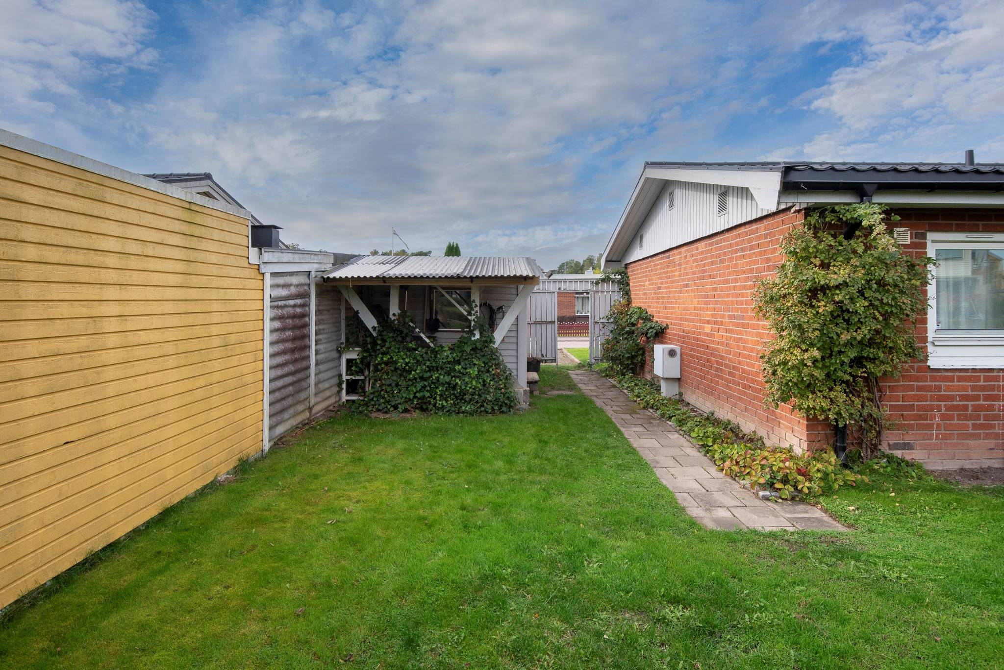 4 rum Villa på Hedensbergsgatan 12 Nordanby Västerås kommun - bild 33