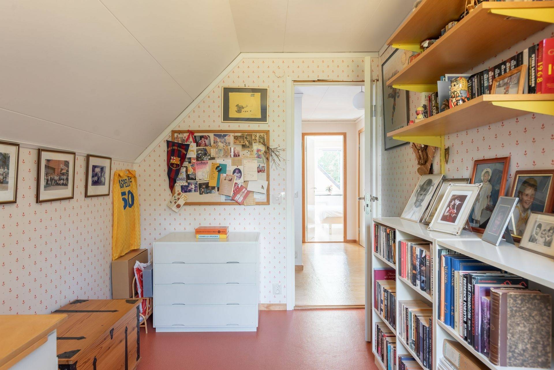 5 rum Kedjehus på Grenadjärvägen 14E Knektåsen Karlskoga kommun - bild 36