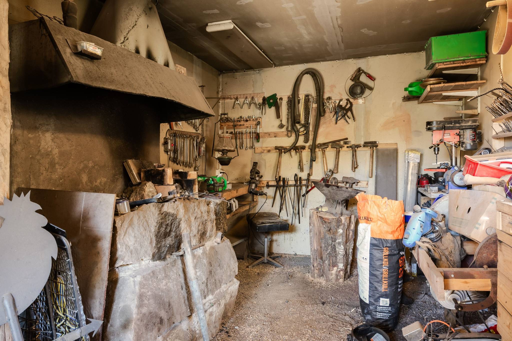 9 rum Gård med jordbruk på Gjutaregården 27 Sunne kommun - bild 53