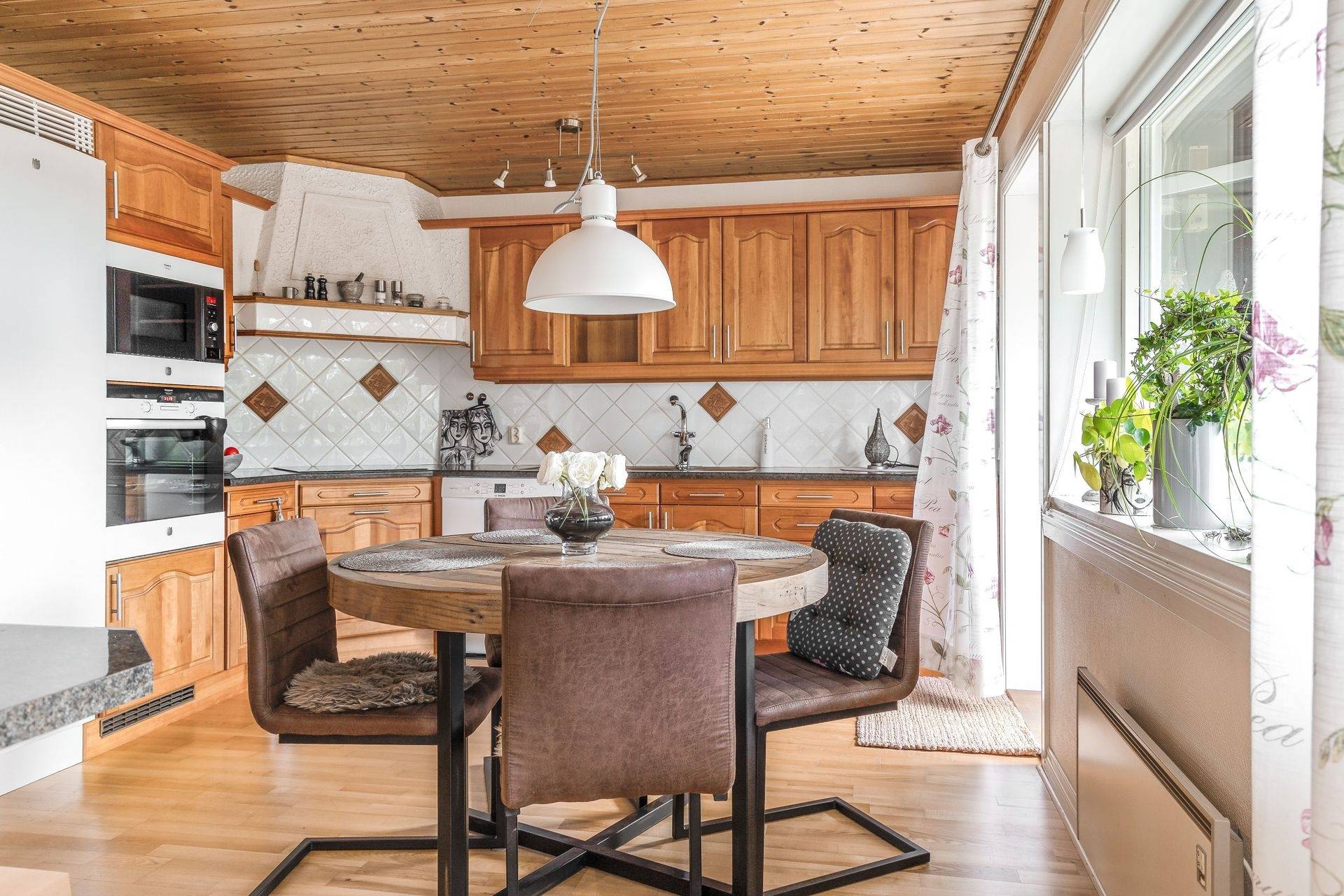7 rum Villa på Häcklevägen 12 Tångaberg Varbergs kommun - bild 17