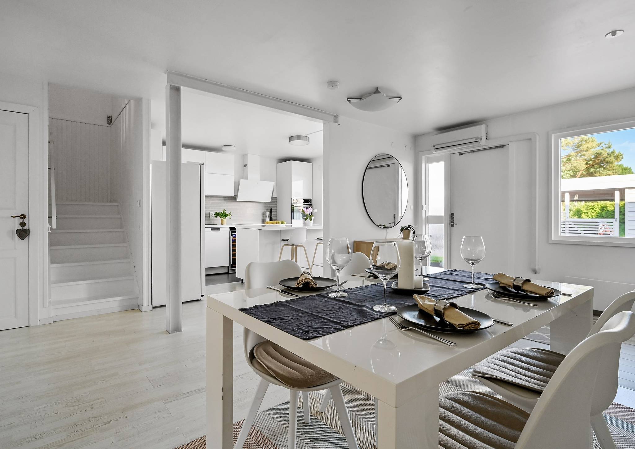 5 rum Radhus på Ljungvägen 59 Sjukyrkoberget Upplands Väsby kommun - bild 8