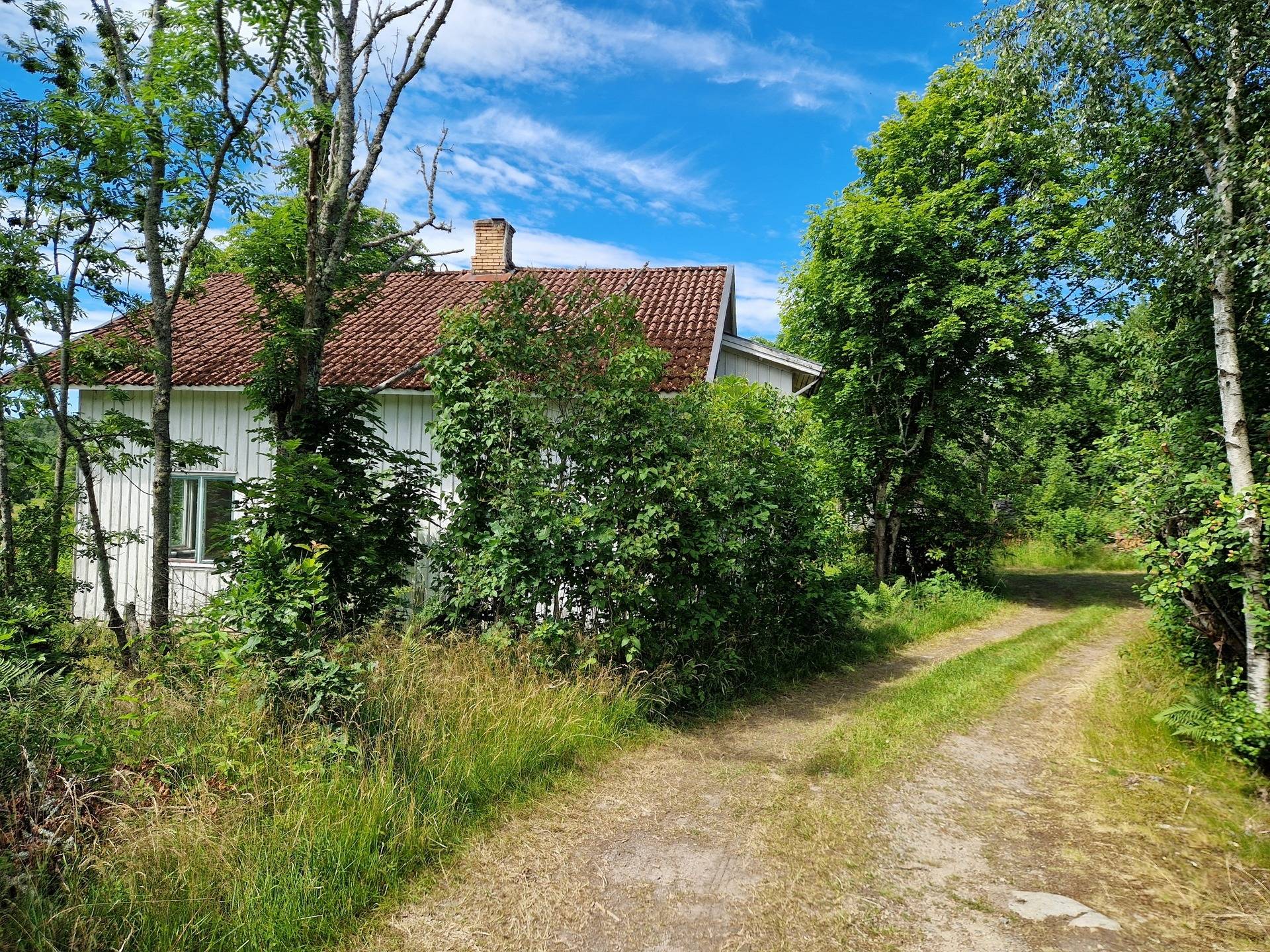 Gård med jordbruk på Herrestads Svenseröd 127 Uddevalla kommun - bild 24