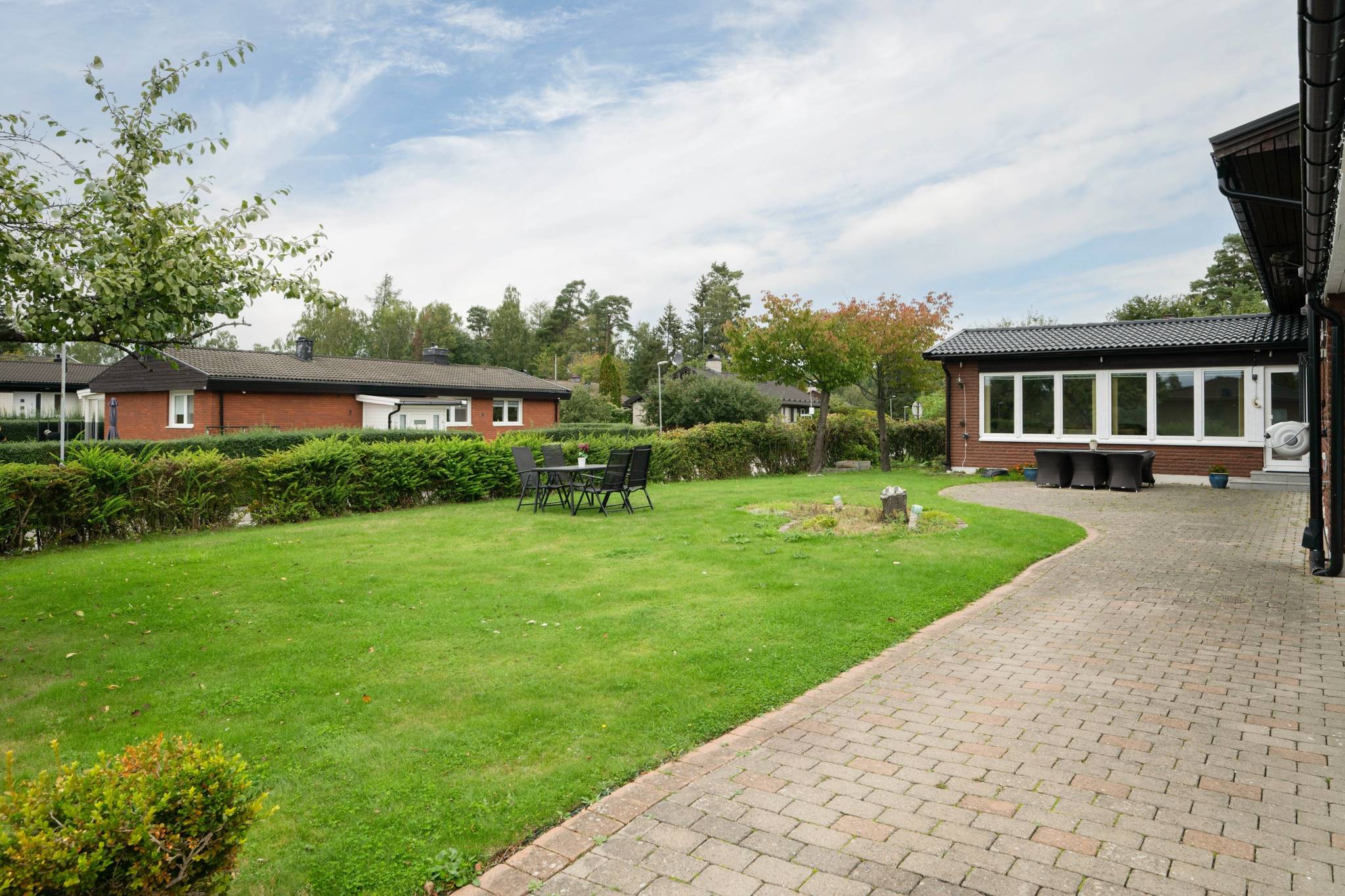 8 rum villa på Högloftsvägen 14 Geneta, Södertälje kommun - bild 2