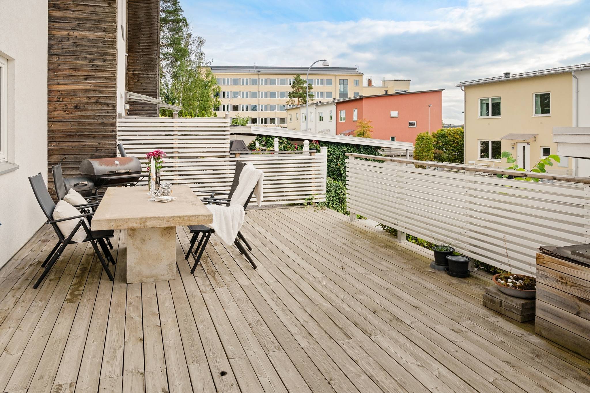 6 rum Radhus på Gåsörtsvägen 10 Sundbyberg - Ursvik Sundbybergs kommun - bild 3