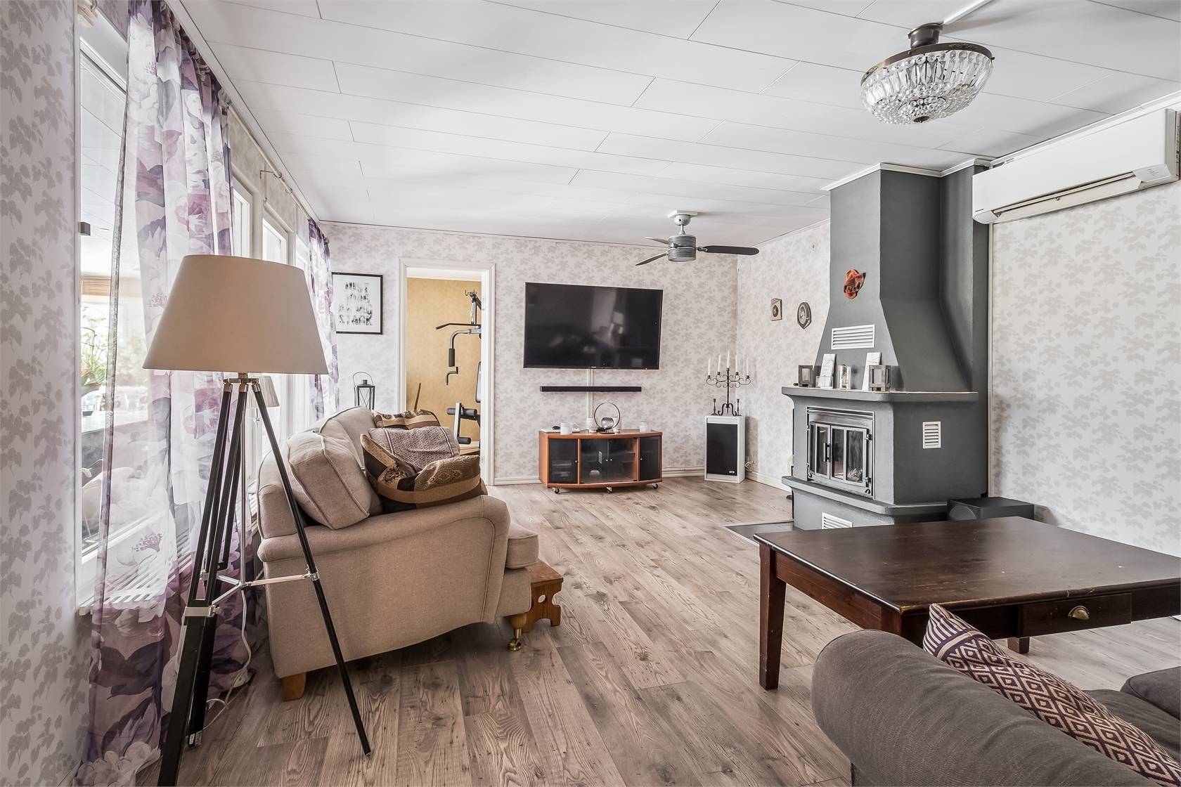 6 rum villa på Kullerstensvägen 88 Jordbro, Haninge kommun - bild 4