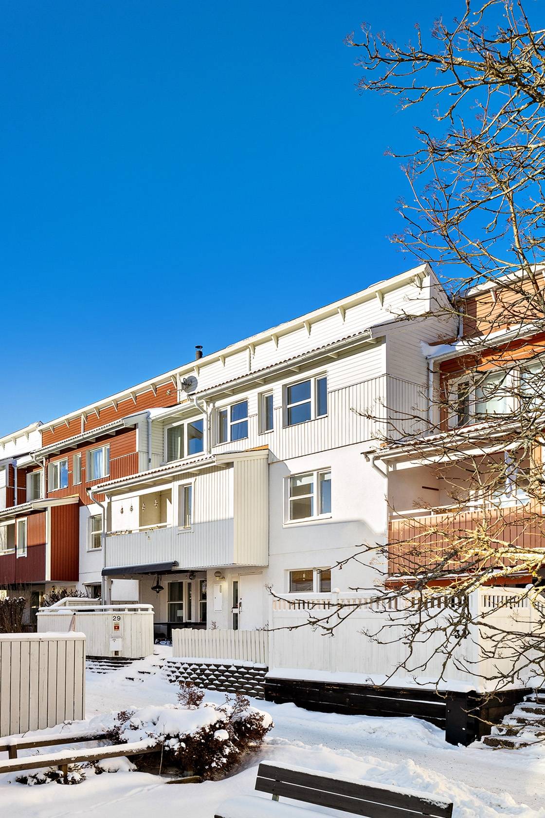 6 rum Radhus på Kaveldunsgränd 29 Viby Sollentuna kommun - bild 3