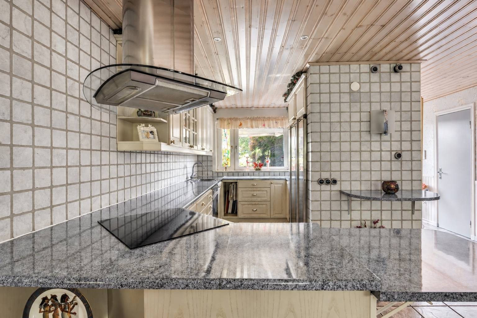5 rum Radhus på Basgränd 60 Vällingby - Kälvesta Stockholms kommun - bild 8