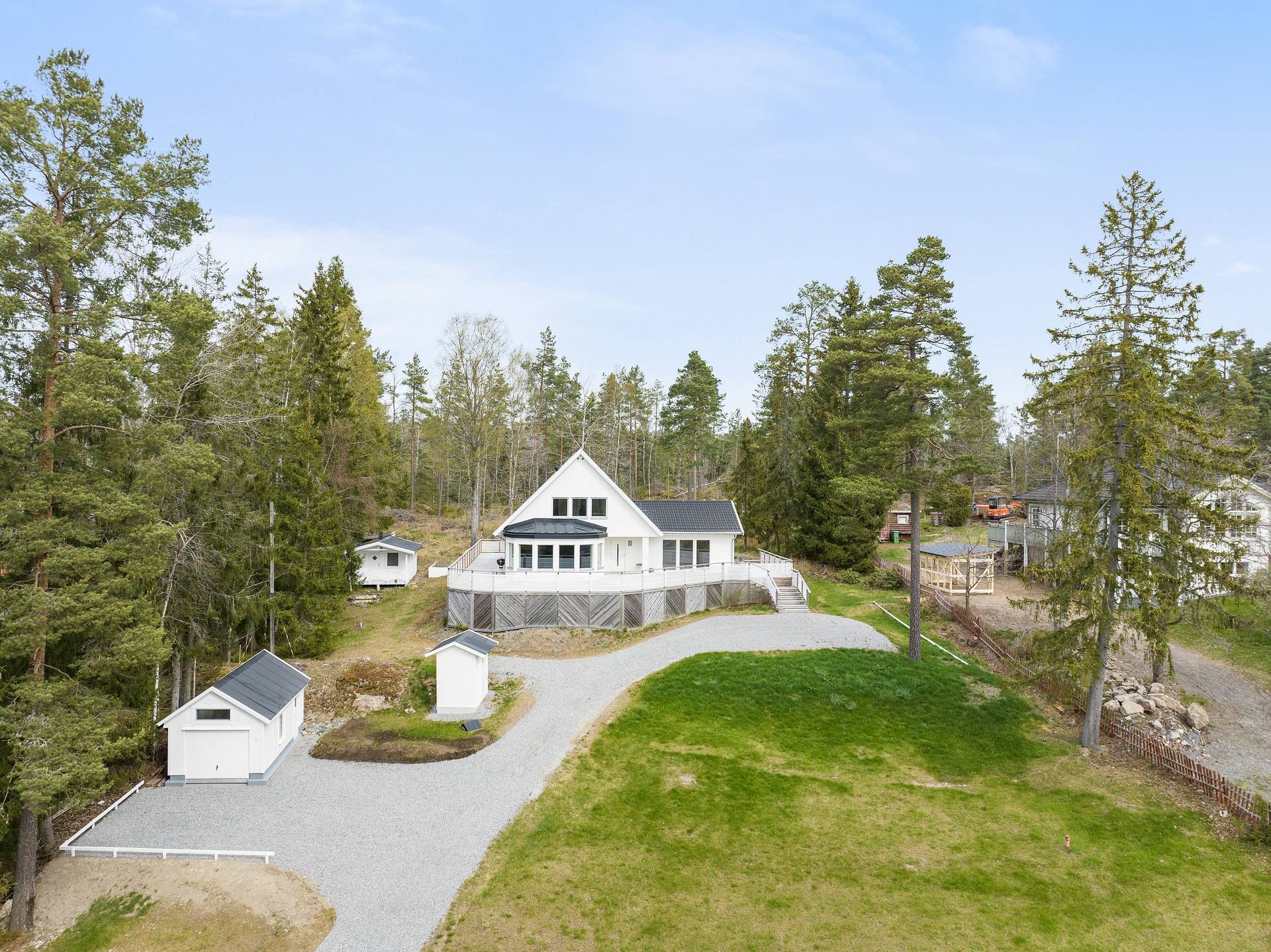 6 rum Villa på Bondvägen 117 Gudö Haninge kommun - bild 2