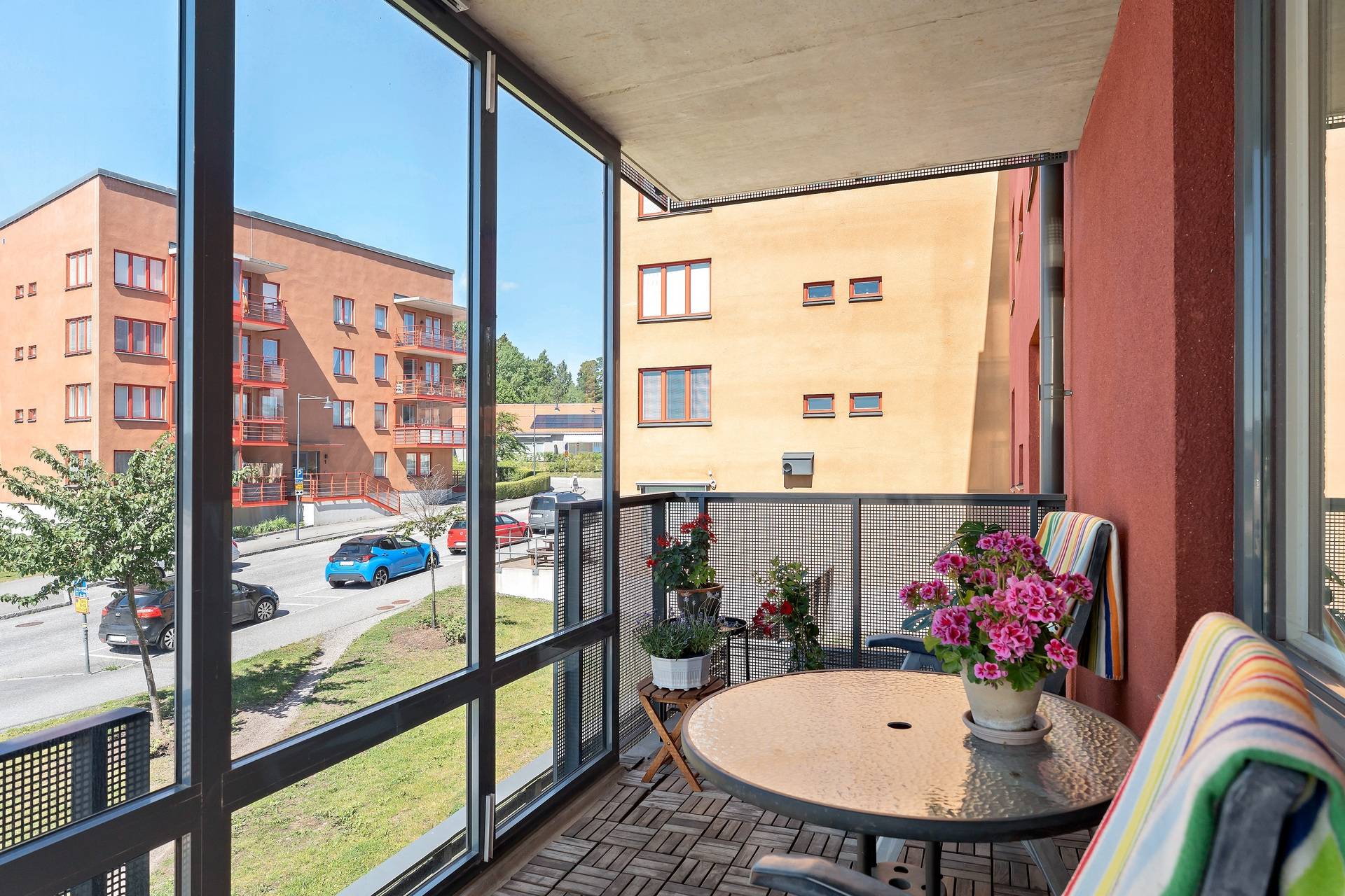 4 rum lägenhet på Kanalvägen 4 Åkers Kanal, Österåkers kommun - bild 1