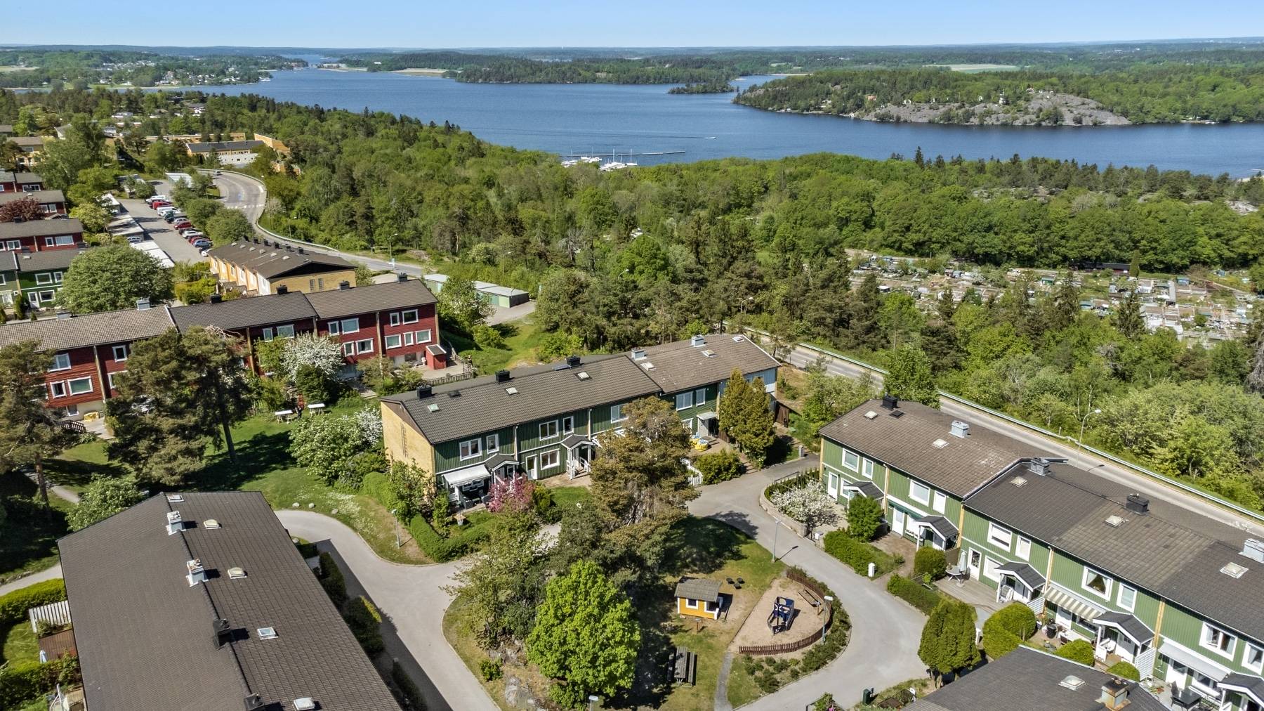 6 rum Radhus på Högholmsgränd 18 Skärholmshöjden Stockholms kommun - bild 36