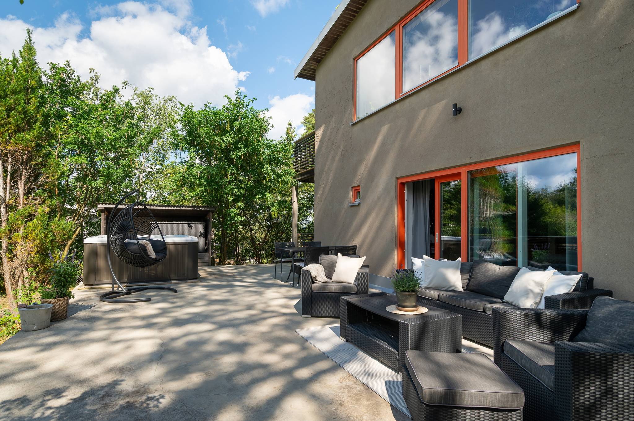 6 rum villa på Sommarbovägen 9 Vikingshill, Nacka kommun - bild 2