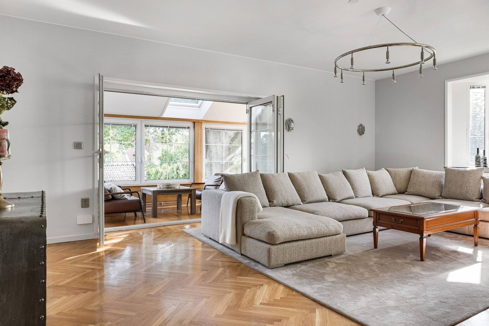 7 rum Villa på Irisvägen 3 Herrängen-Älvsjö Stockholms kommun - bild 3