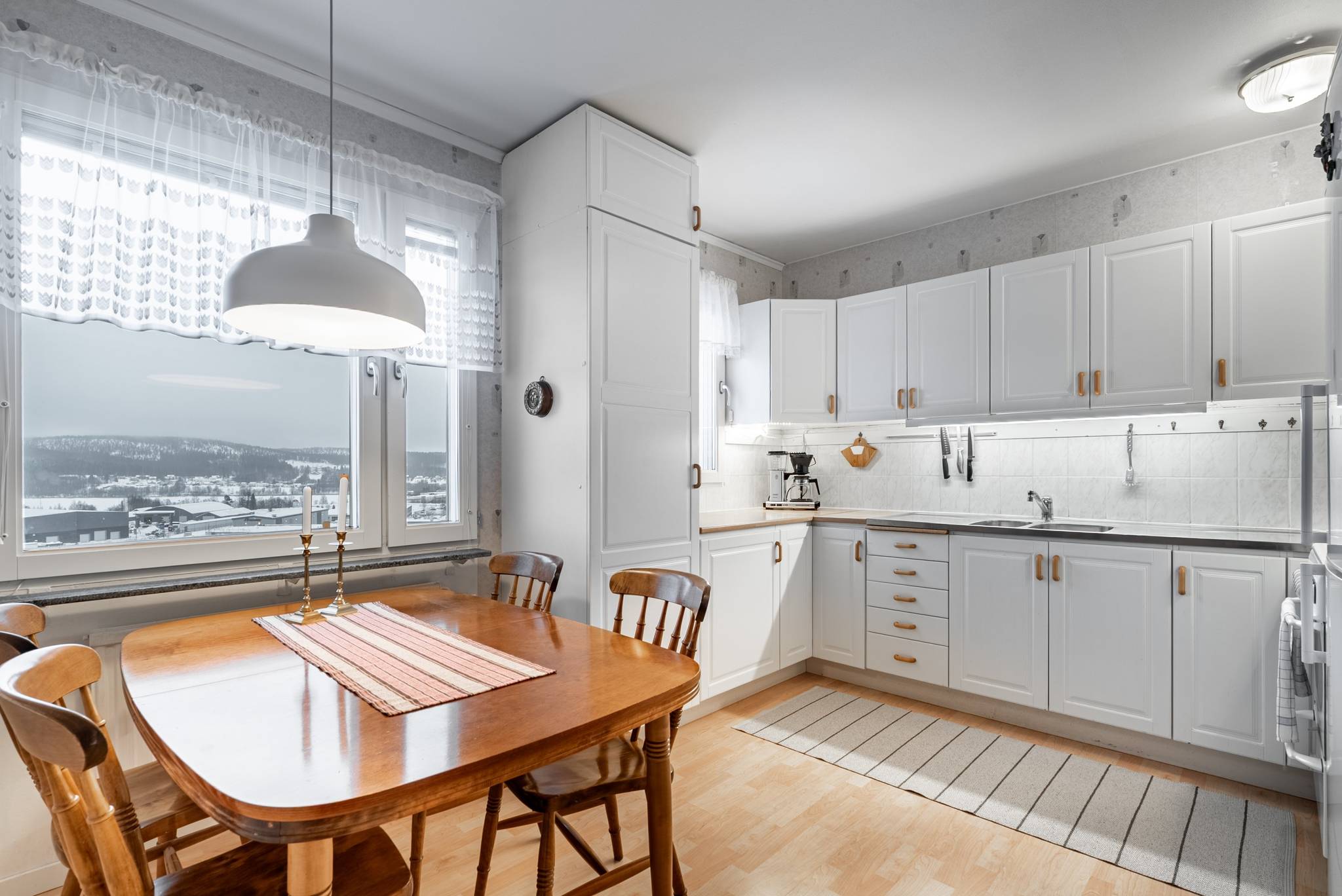 3 rum Lägenhet på Ångermanlandsgatan 18 Centralt Örnsköldsviks kommun - bild 2