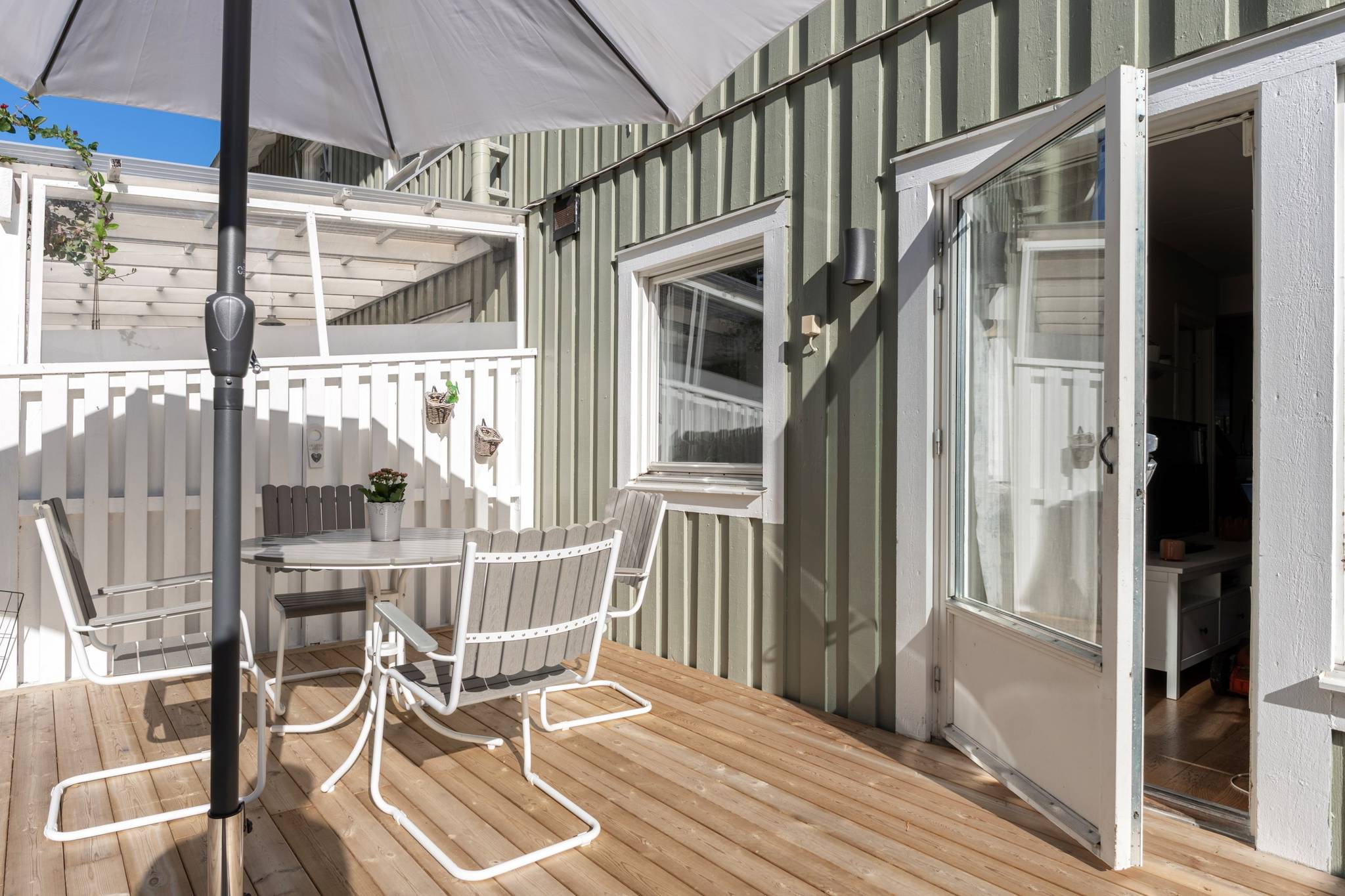 5 rum radhus på Flugsnapparvägen 56 Älta, Nacka kommun - bild 4