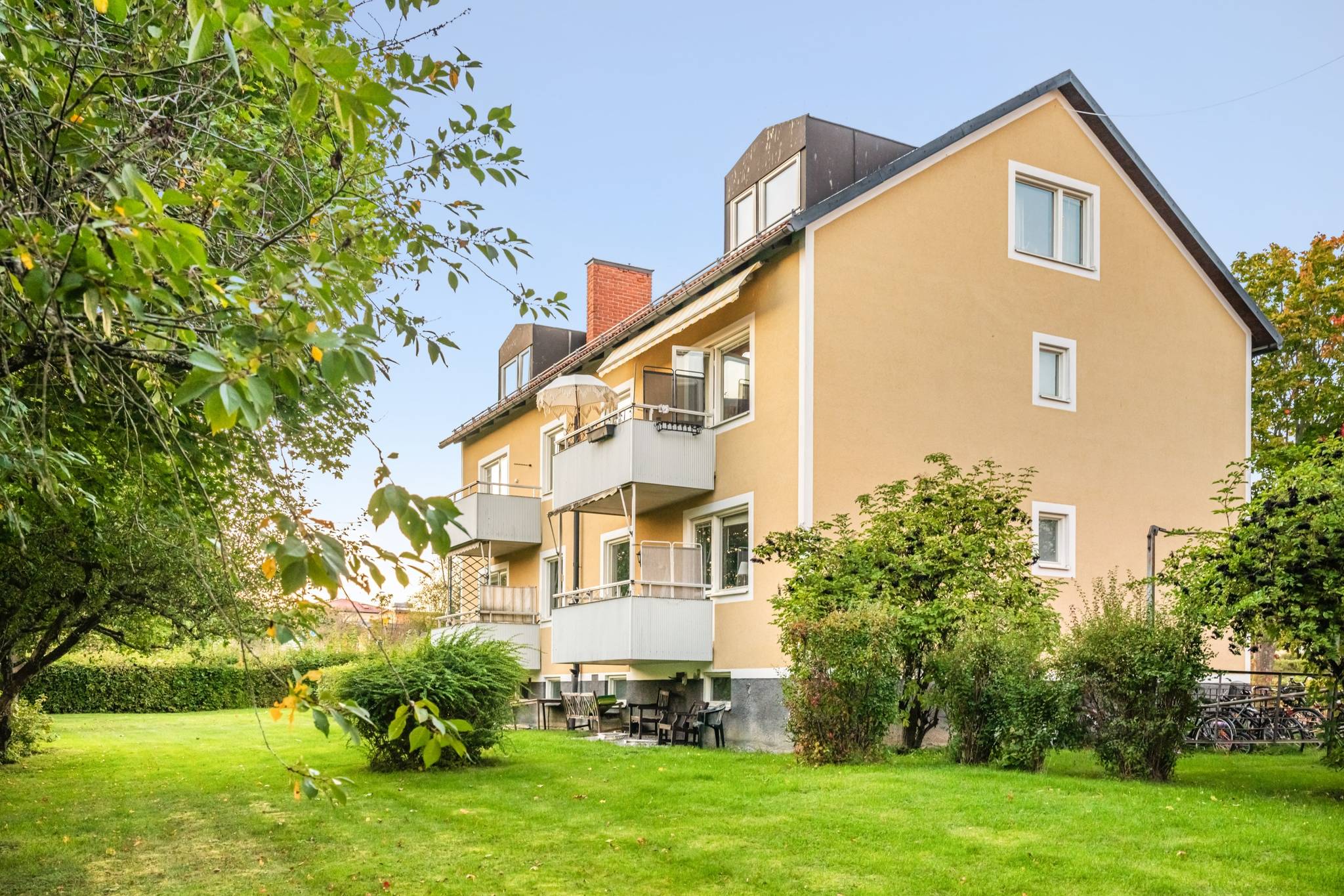 3 rum lägenhet på Allévägen 25 Centrum, Vallentuna kommun - bild 1