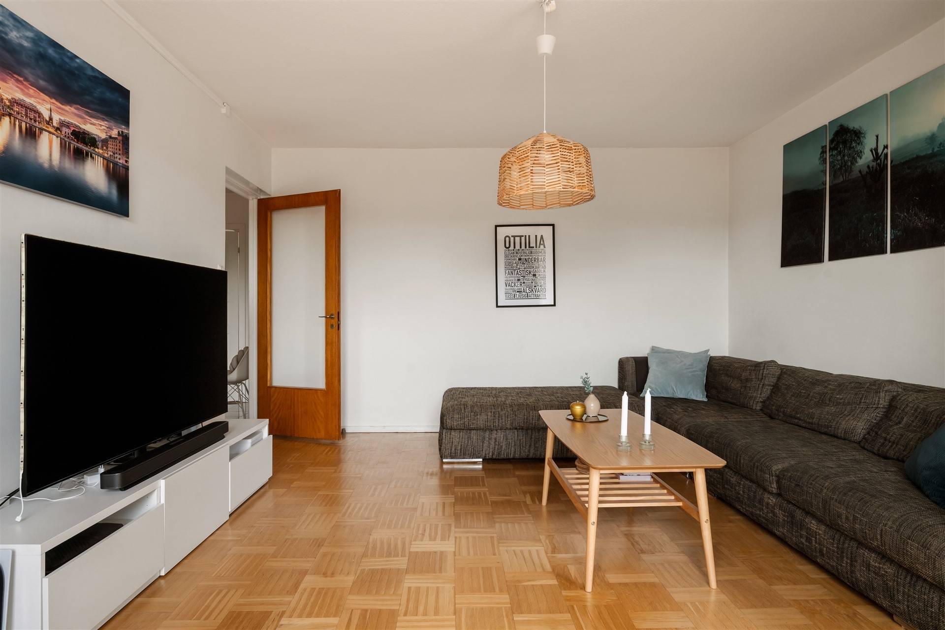 3 rum lägenhet på Sjösabrinken 30 Bandhagen / Högdalen, Stockholms kommun - bild 3