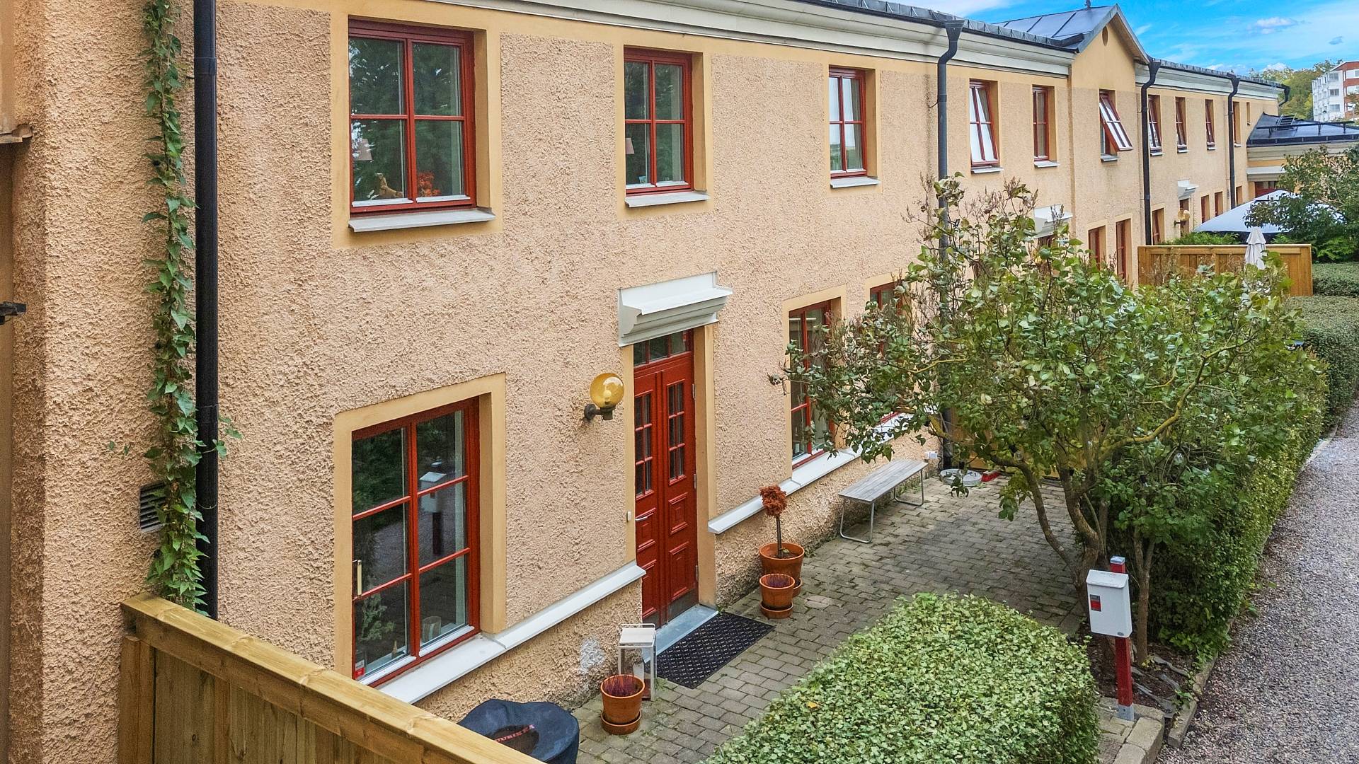 4 rum Radhus på Stora Torget 2C Centralt Köpings kommun - bild 3