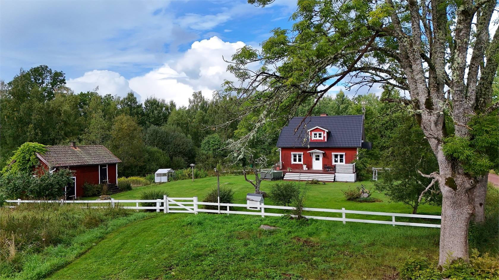 5 rum Villa på Nötebäckshult 103 Högsby Högsby kommun - bild 2
