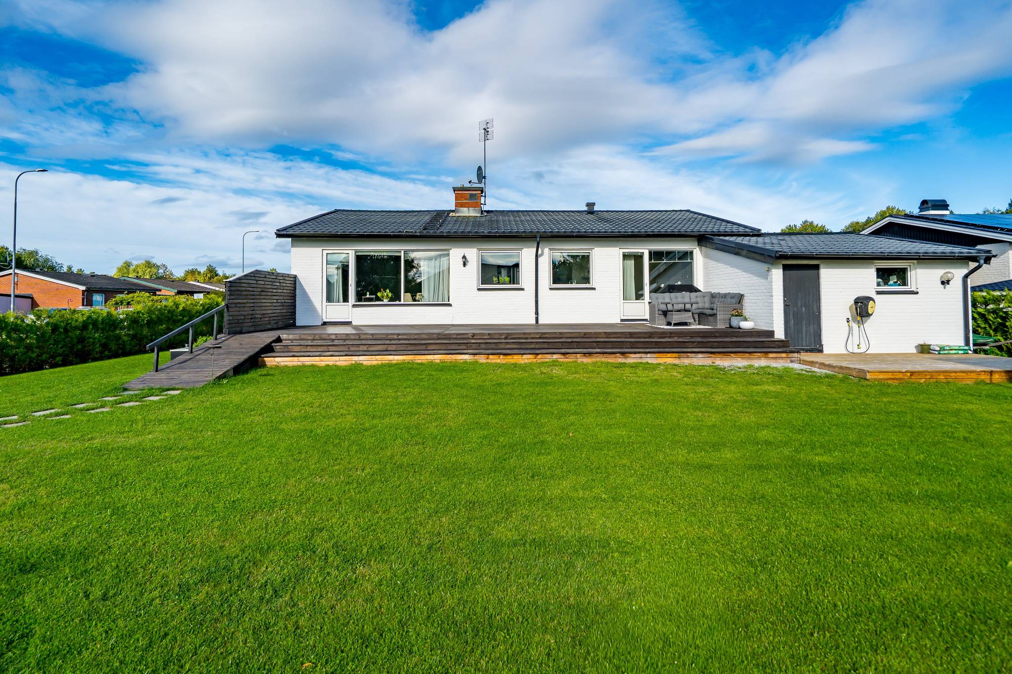 122 m² Villa på Kärrhökstigen 2 Västra oxhagen Örebro kommun - bild 2