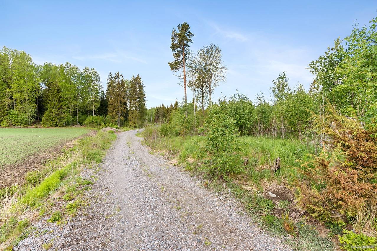 tomt på Velända 10:2 Och 10:3 , Norrtälje kommun - bild 3