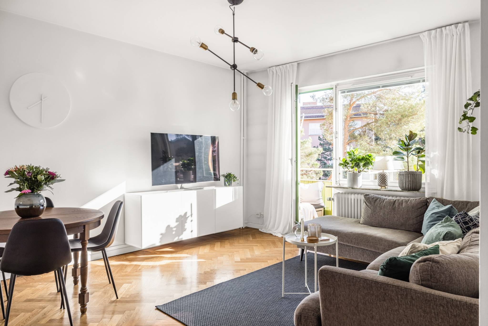 2 rum Lägenhet på Finn malmgrens väg 75 Hammarbyhöjden/Björkhagen Stockholms kommun - bild 2
