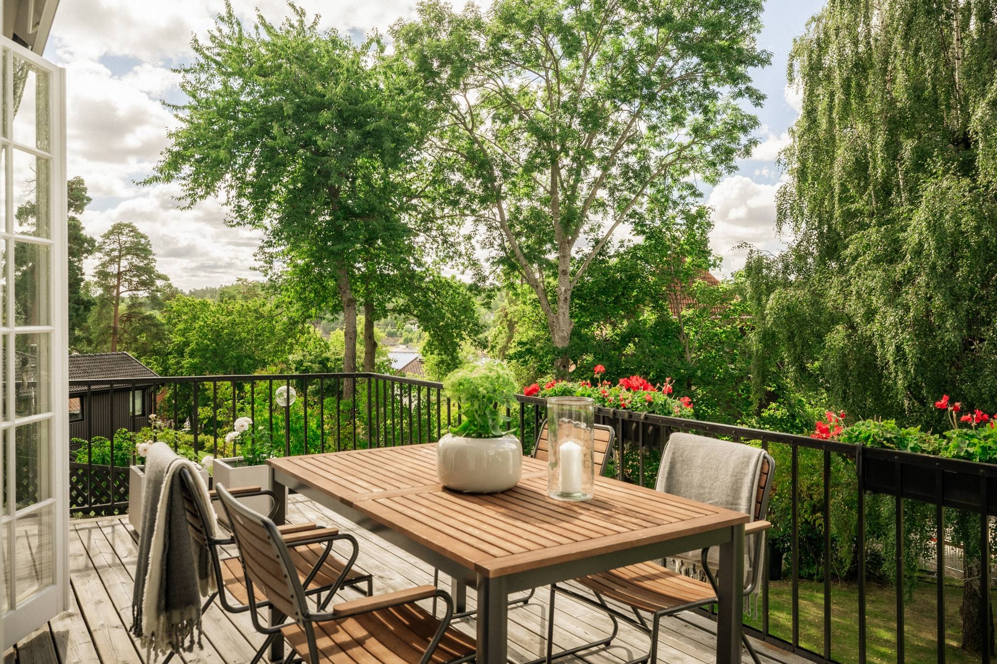 10 rum Villa på Herrgårdsbacken 3 Saltsjö-Duvnäs Nacka kommun - bild 8