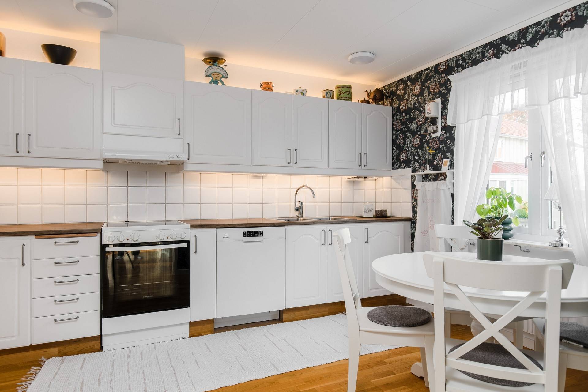 5 rum Parhus på Solhagsvägen 10X Gamla staden Lidköpings kommun - bild 9