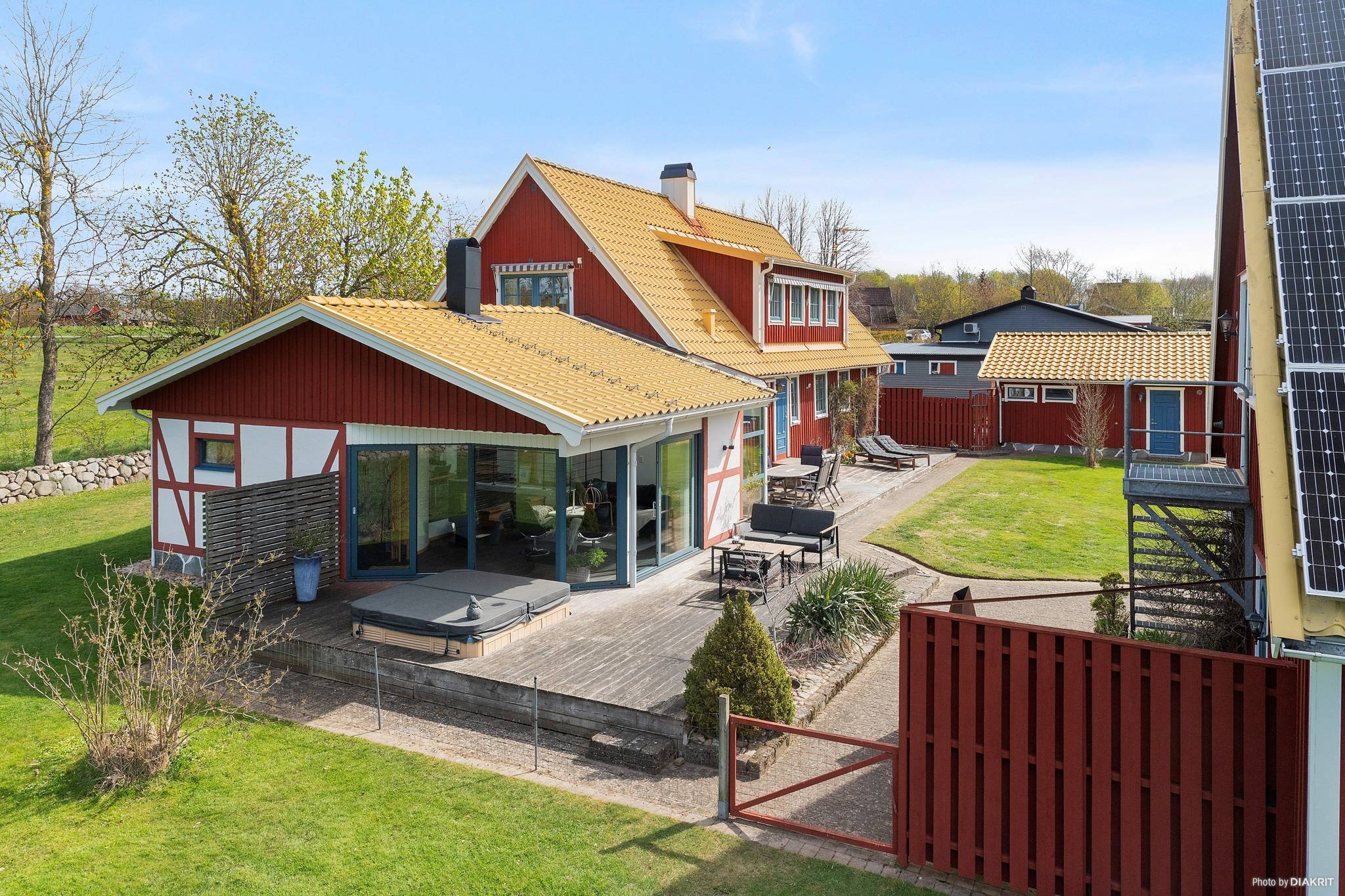 7 rum villa på Adolf Nils väg 6 Klippan, Klippans kommun - bild 1