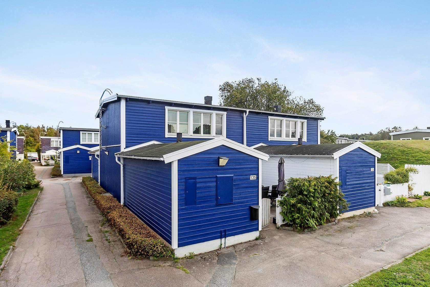3 rum Lägenhet på Sadelgatan 135 Smedby Upplands Väsby kommun - bild 1