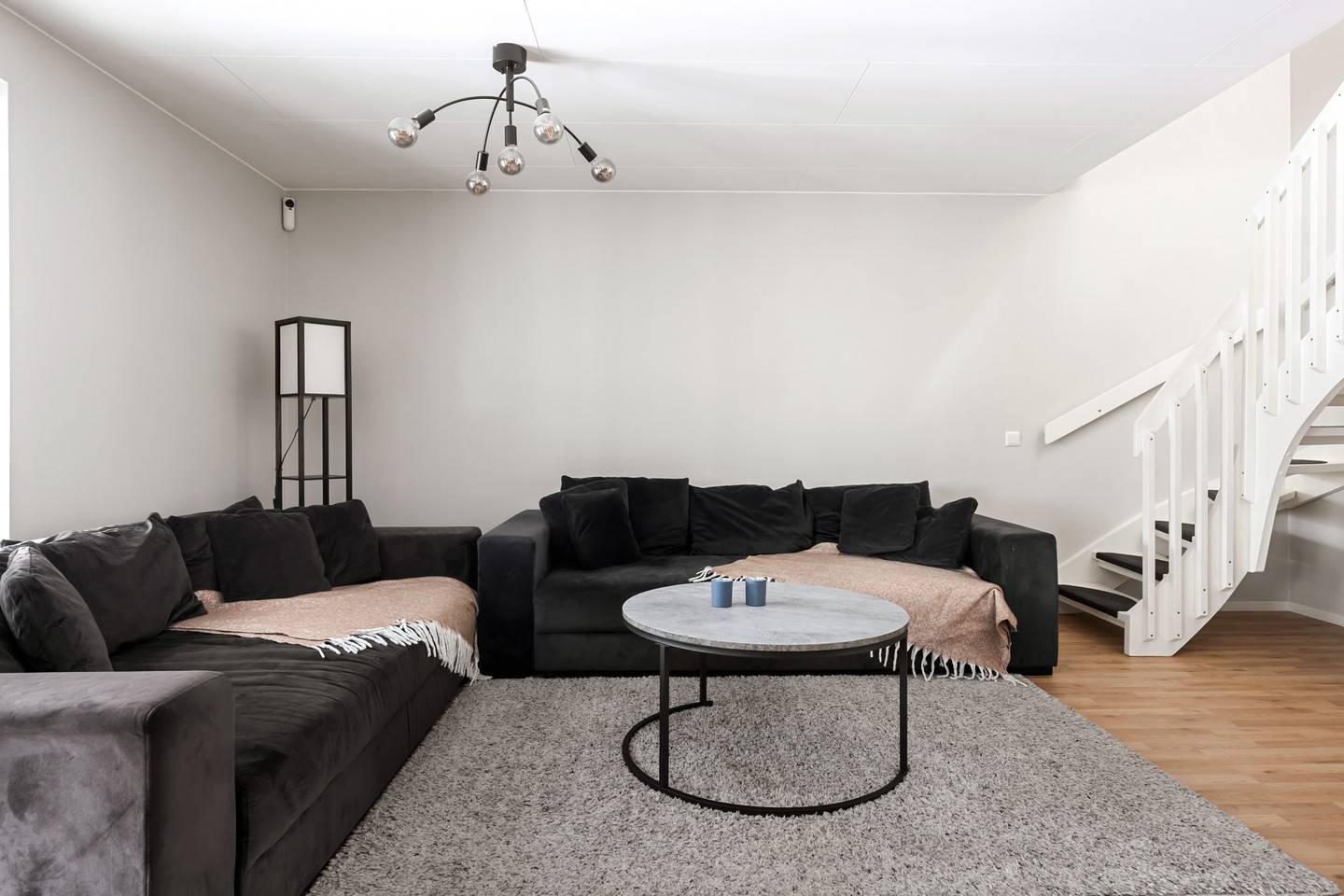 4 rum Radhus på Bandtraktorgatan 83 Angered Göteborgs kommun - bild 10