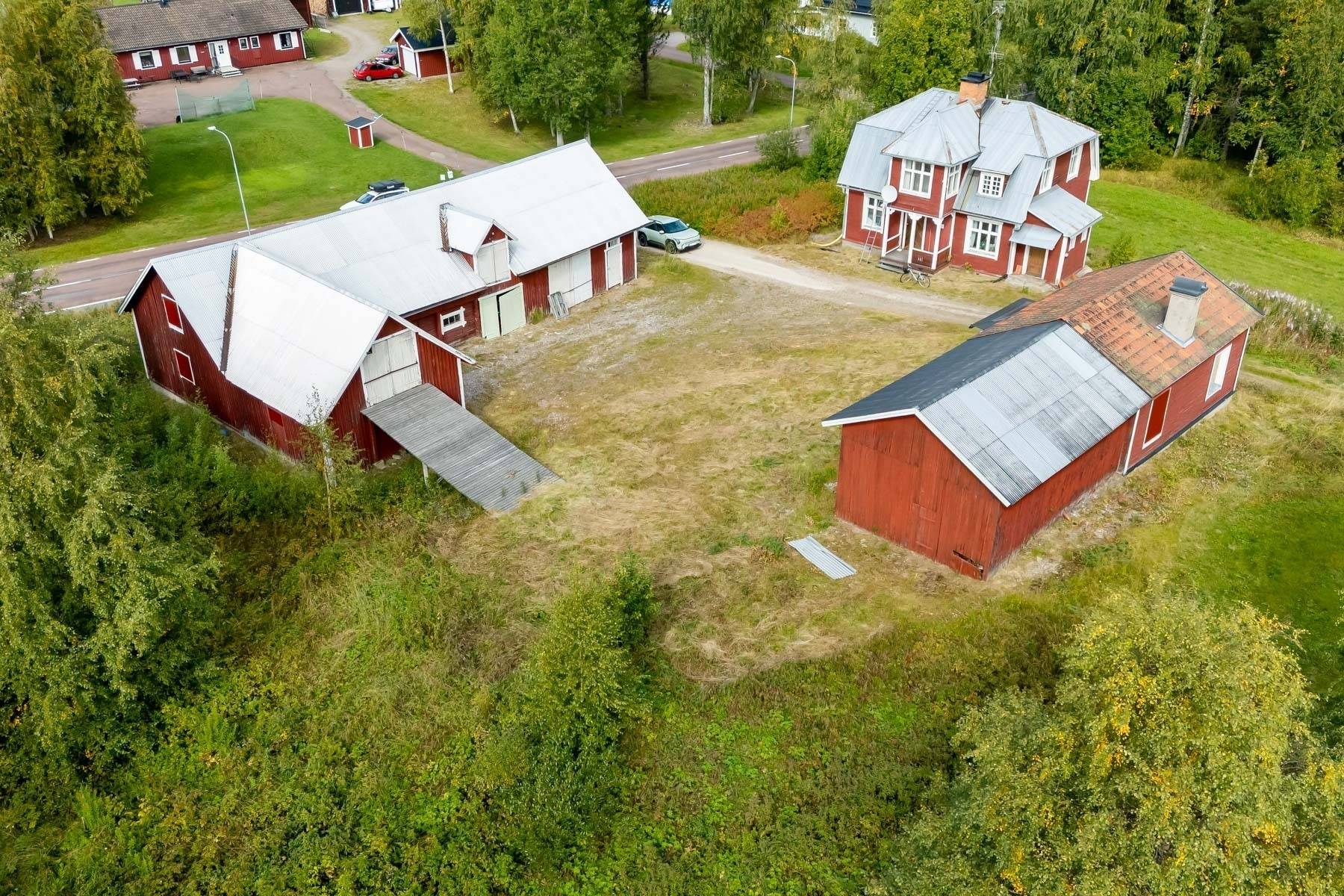 gård med skogsbruk på Skog och gård i Särna Särna, Älvdalens kommun - bild 2