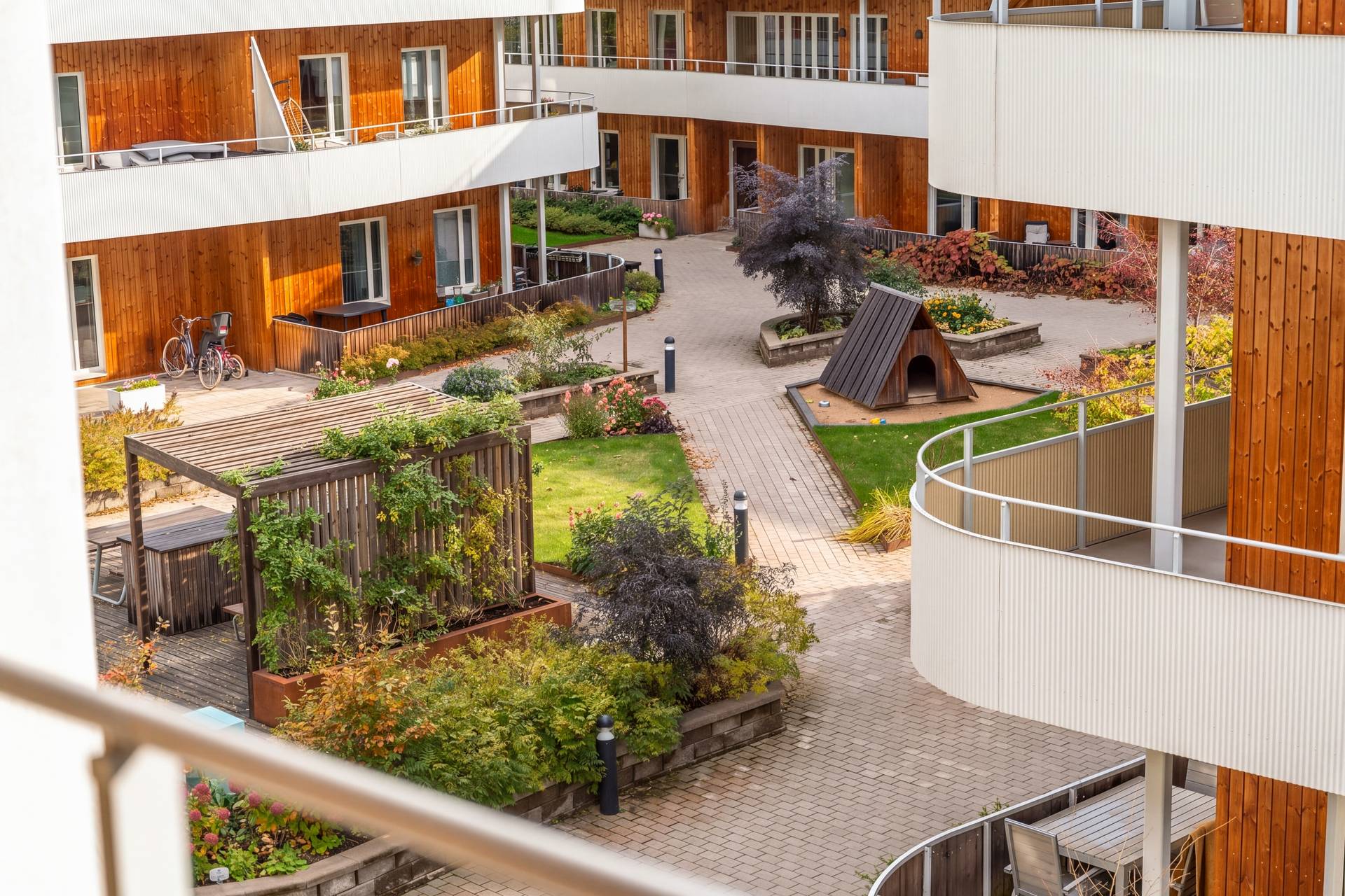3 rum lägenhet på Lövkojsgränd 7 Hässelby Villastad, Stockholms kommun - bild 2