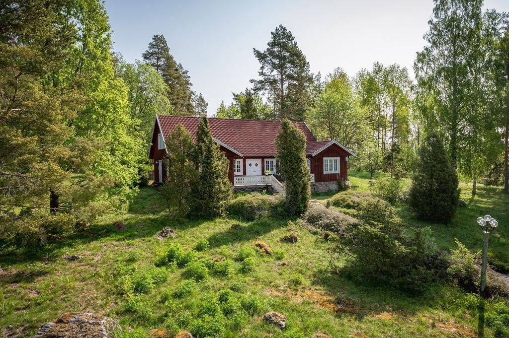 7 rum Villa på Flatebyn 6 Laxarby Bengtsfors kommun - bild 2