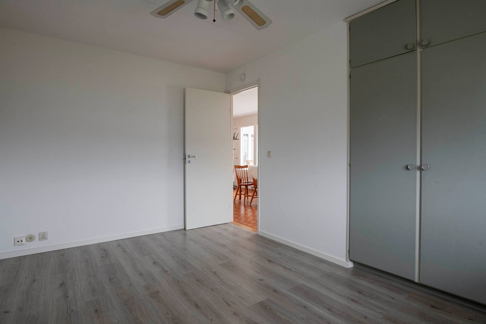 4 rum Par-/kedje-/radhus på Gransångargatan 60 Fredriksberg Västerås kommun - bild 13