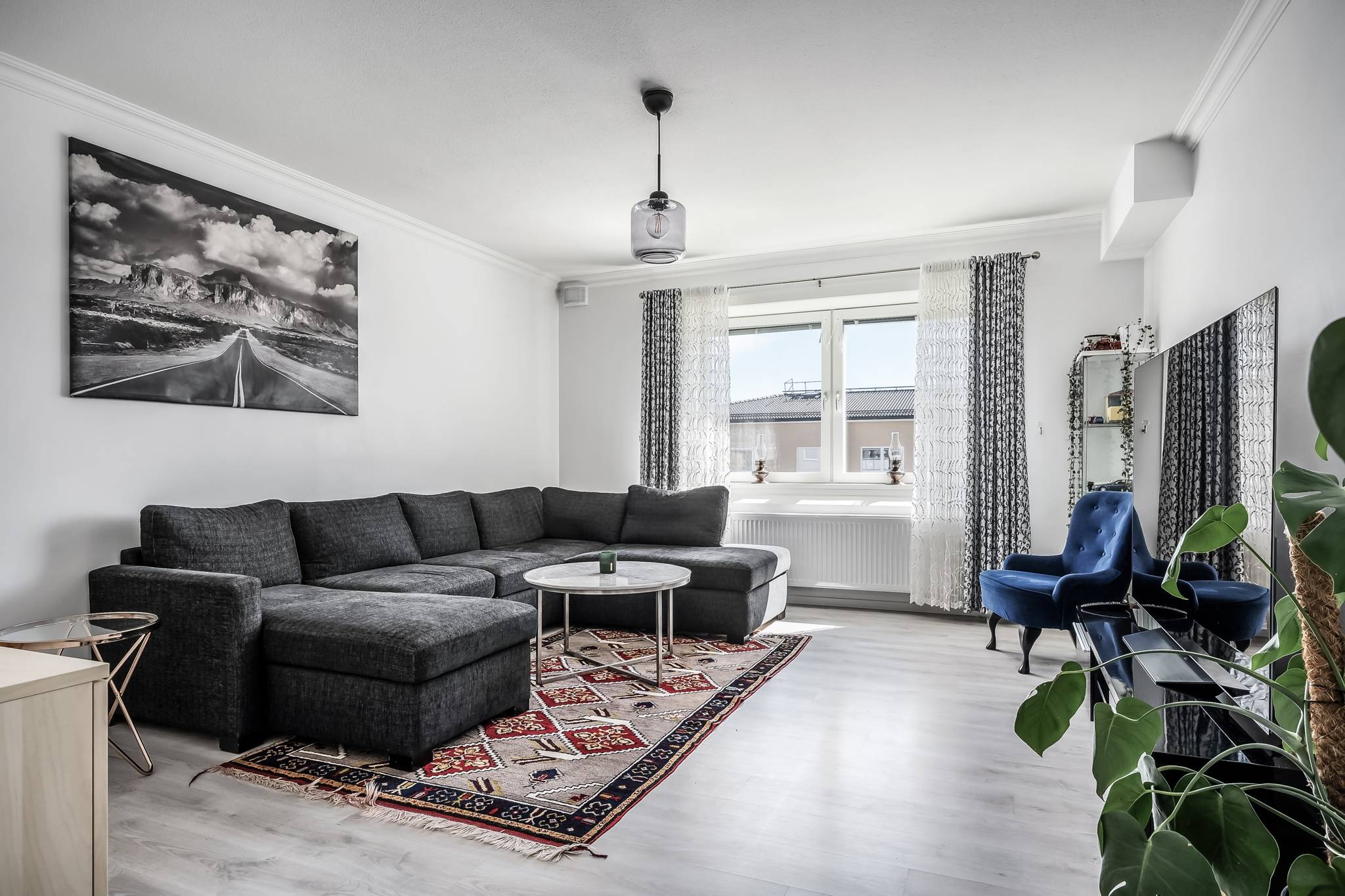 3 rum lägenhet på Odenvägen 19 Centrala Handen, Haninge kommun - bild 2